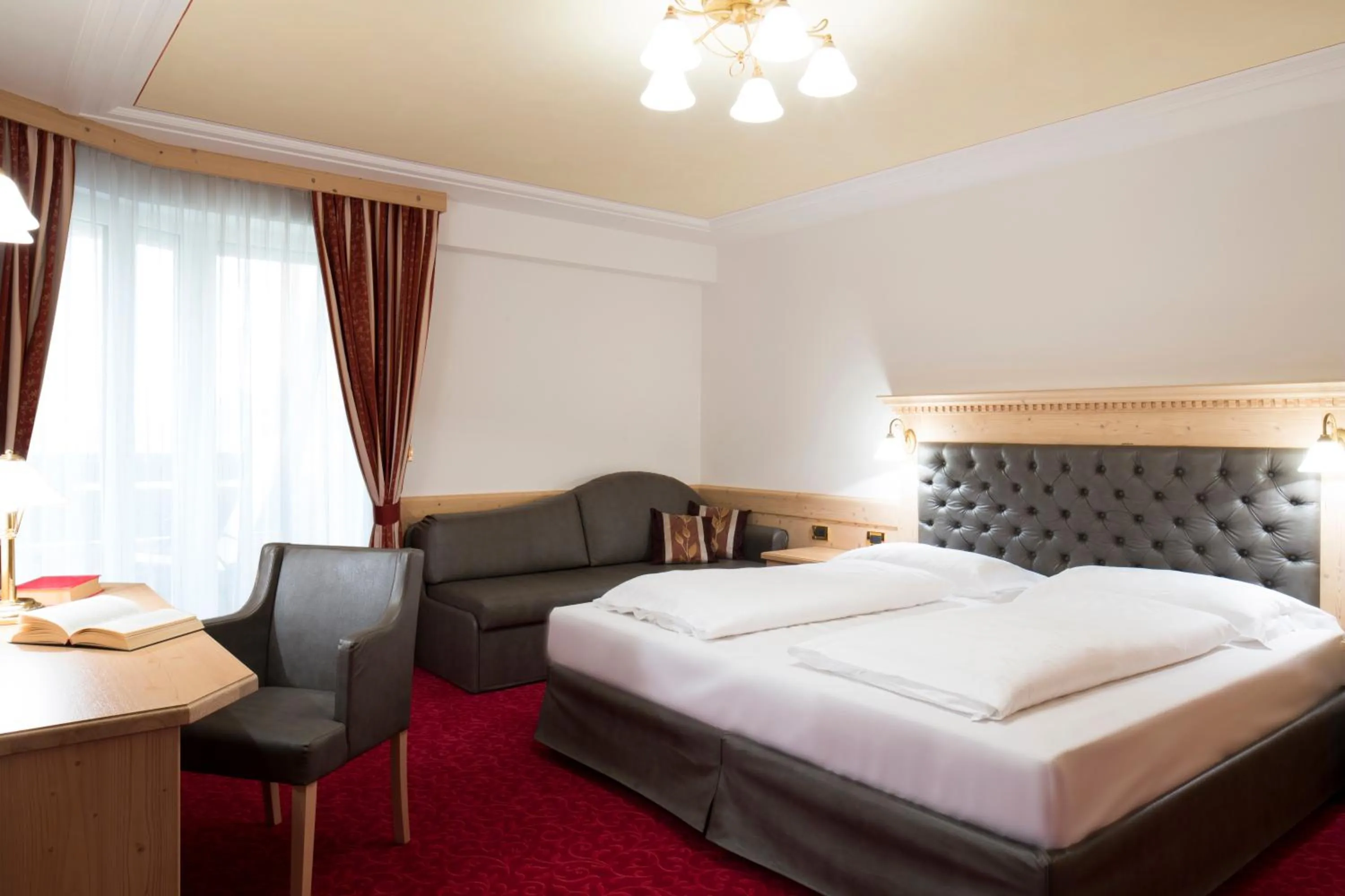 Bedroom, Bed in Residence Isabell