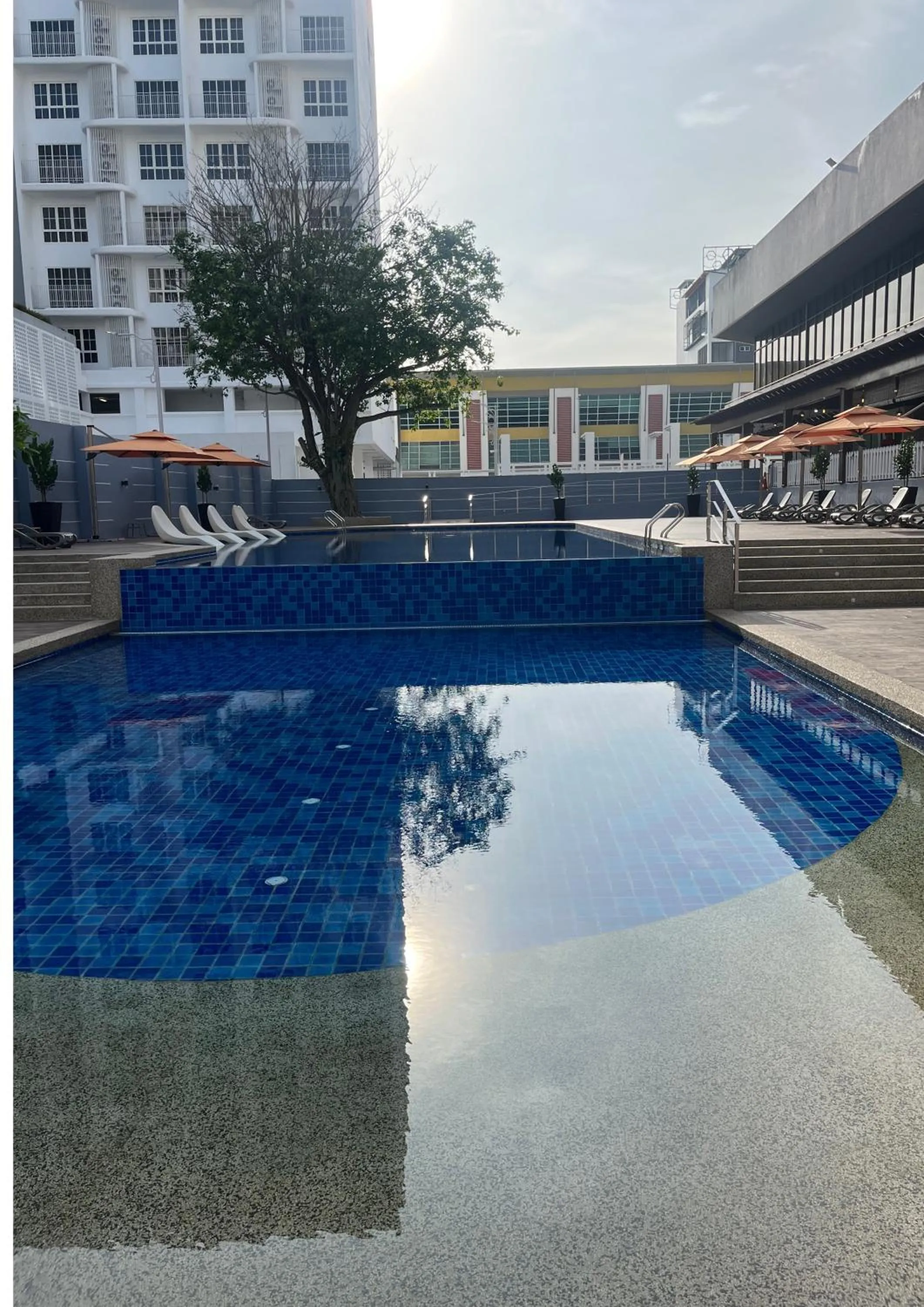 Swimming pool in Impiana Hotel Ipoh