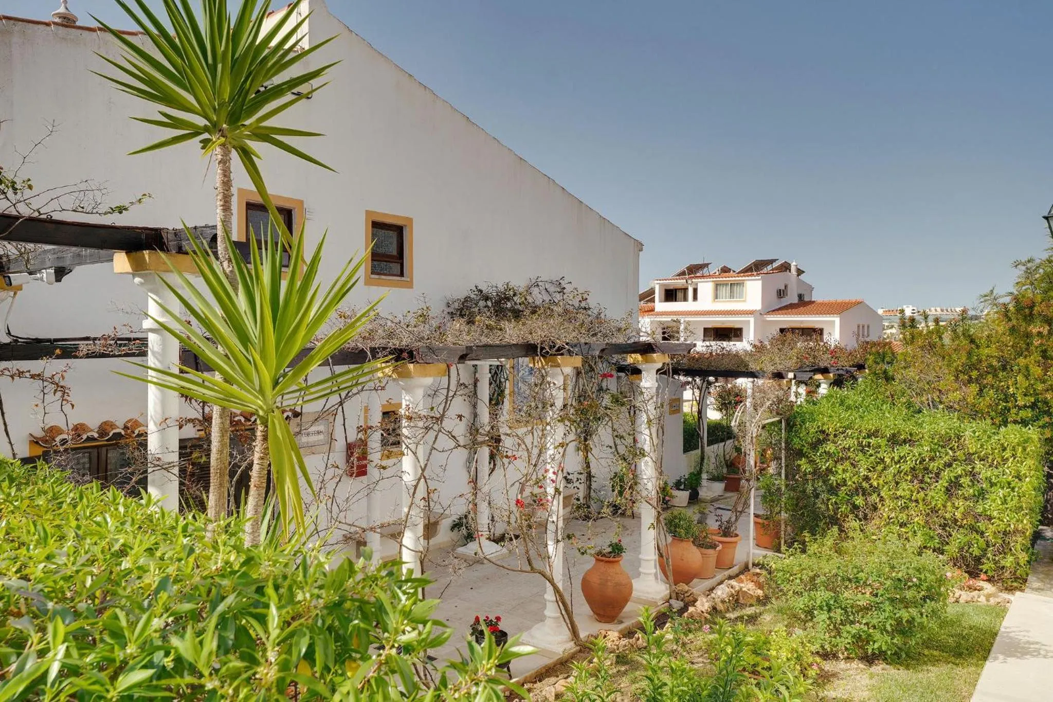 Property building in Muthu Balaia Sol