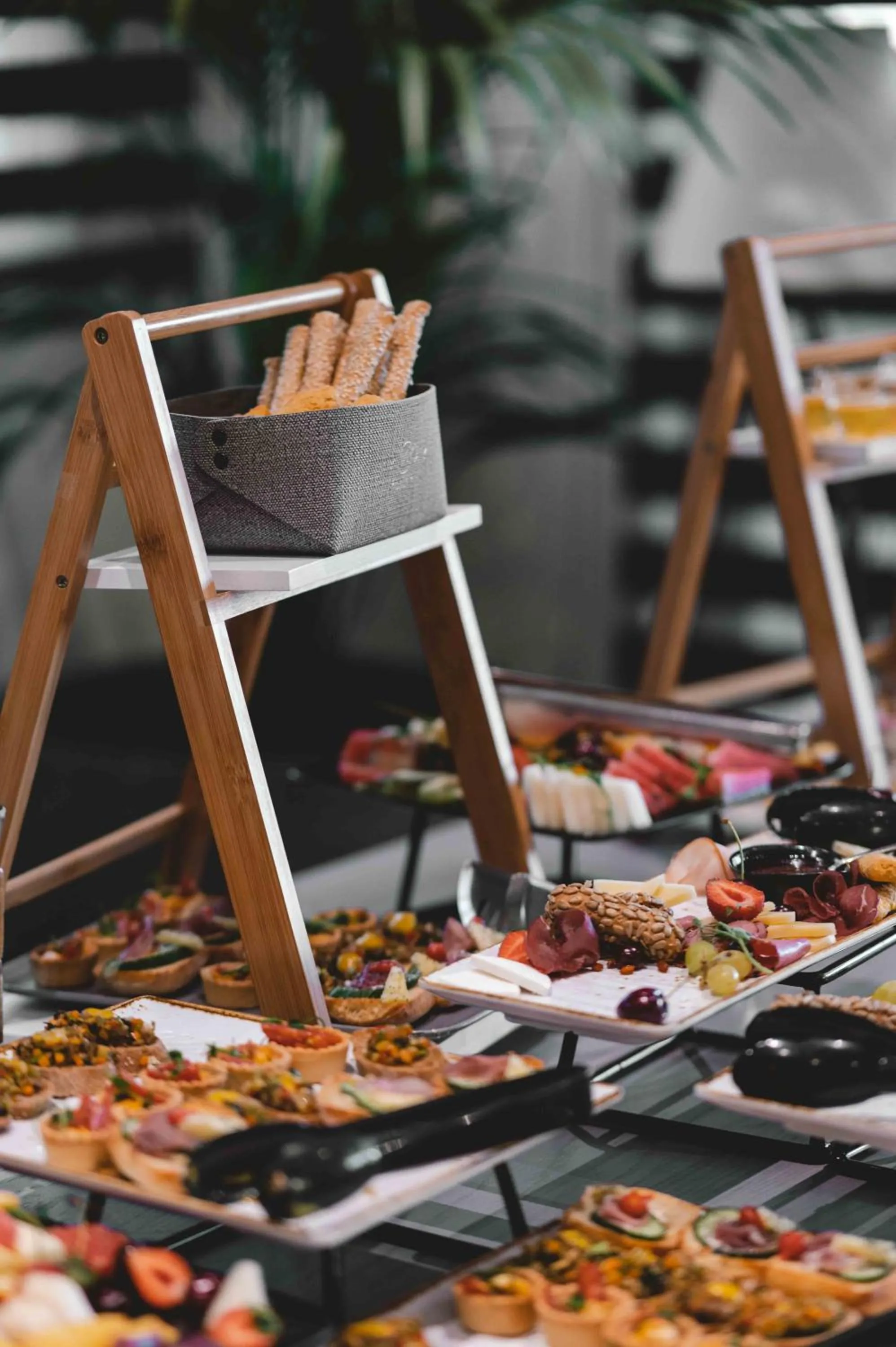 Restaurant/places to eat in My Way Hotel & Events