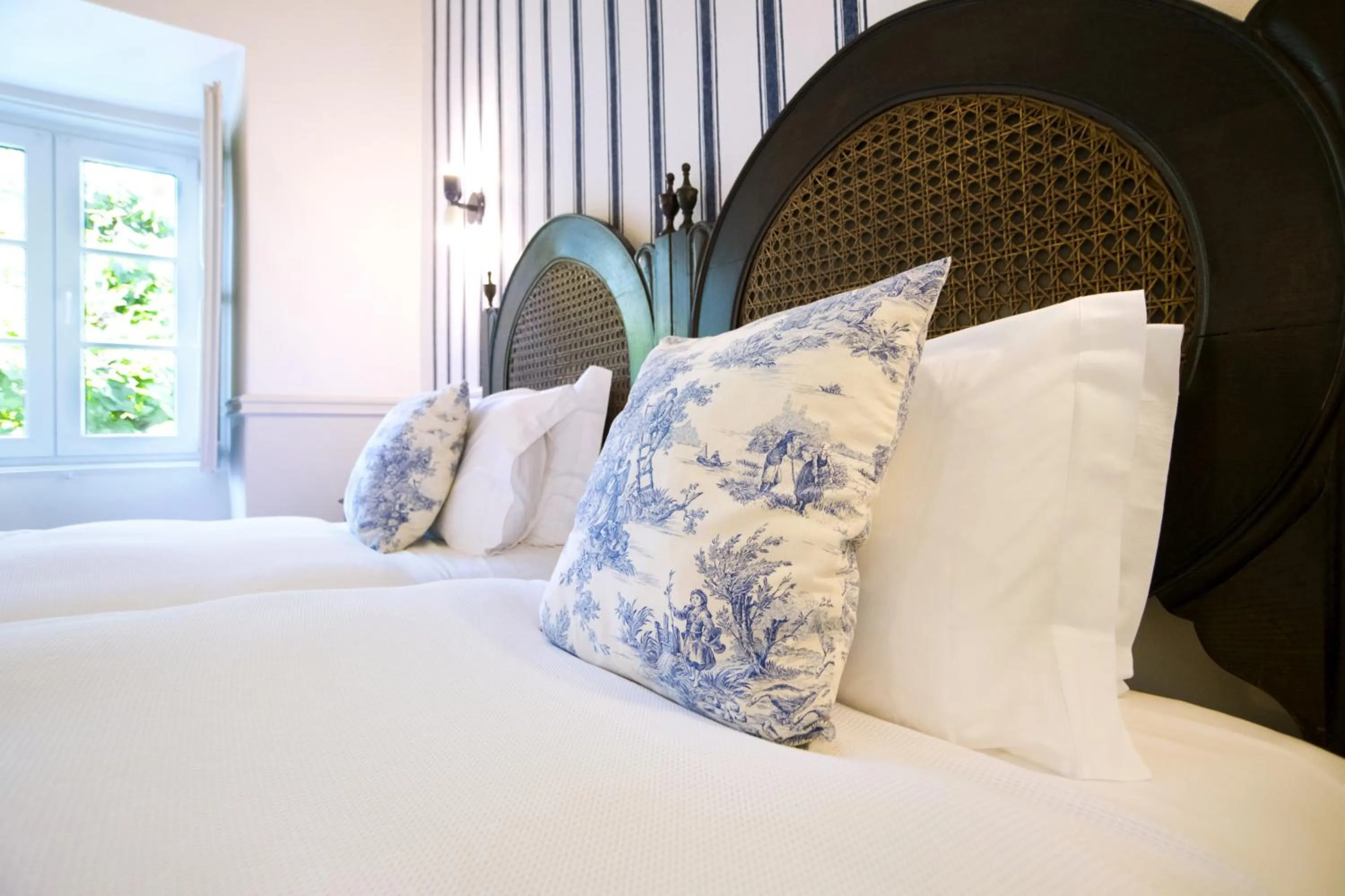 Bed in York House Lisboa Hotel