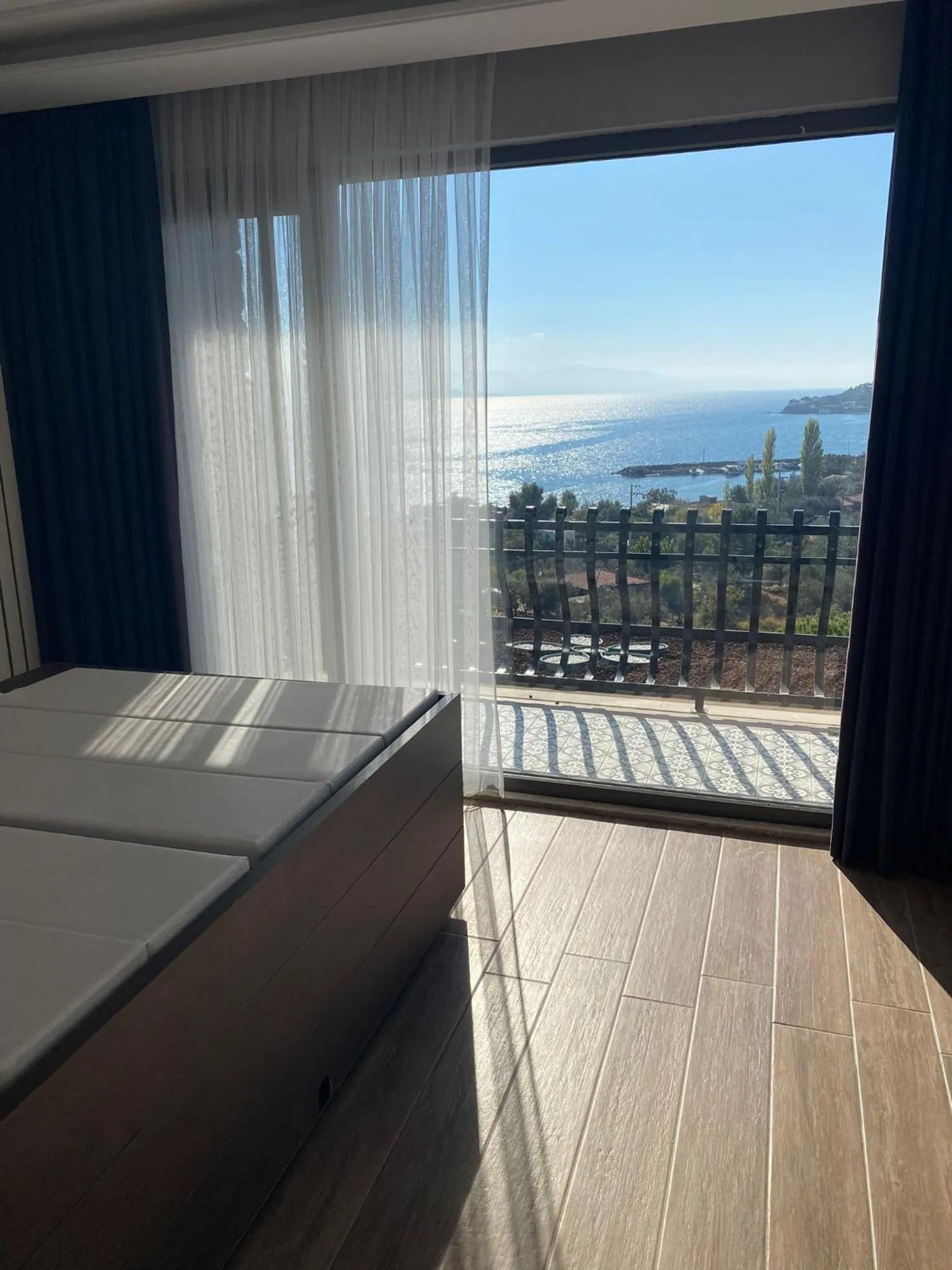 Hot Tub in Assos Longevity Hotel