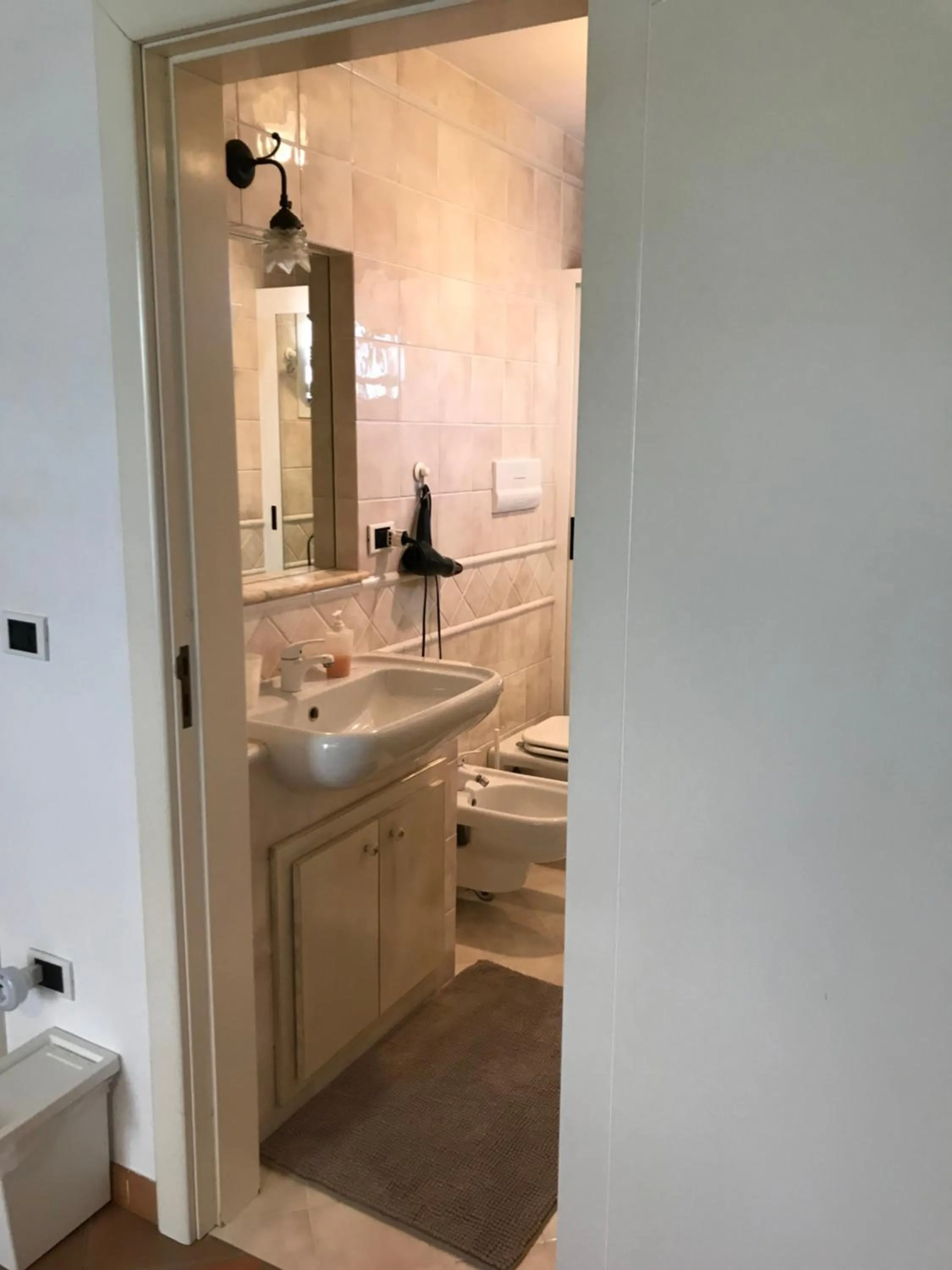 Shower in La casa di Sergio