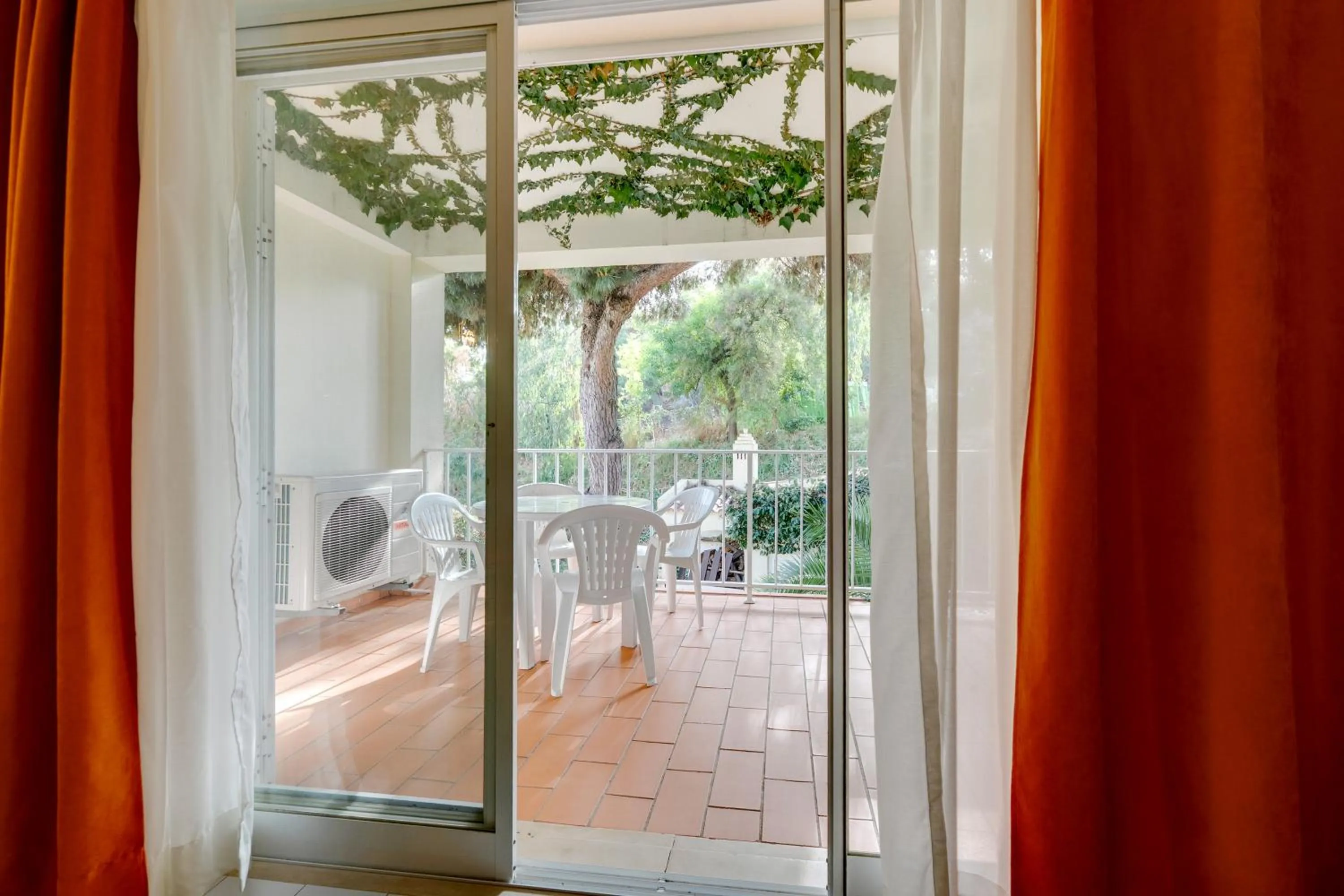 Balcony/Terrace in Muthu Clube Praia da Oura