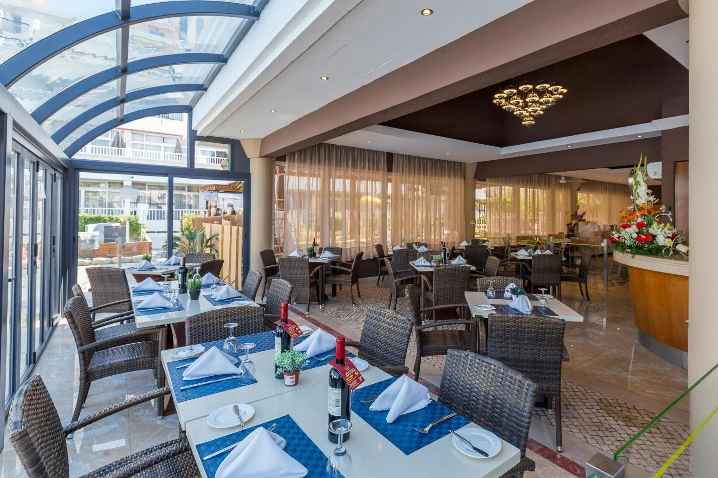 Restaurant/places to eat in Muthu Clube Praia da Oura