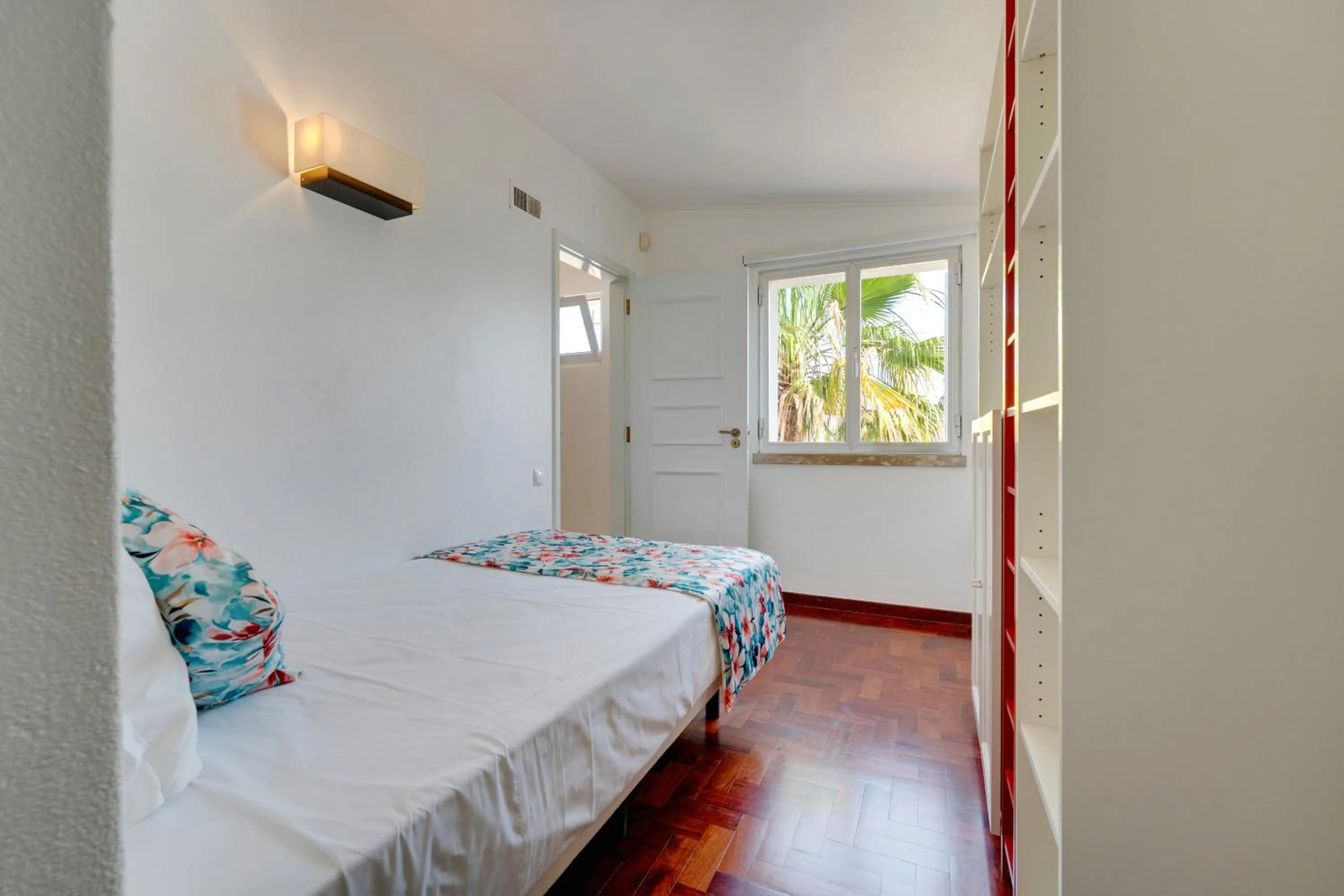 Bedroom, Bed in Muthu Clube Praia da Oura