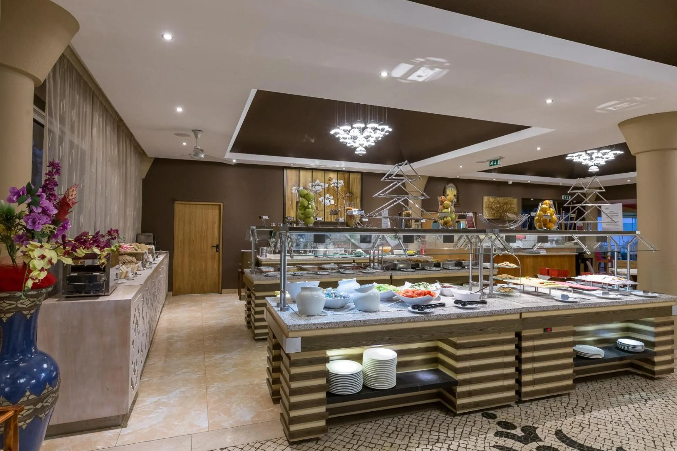 Restaurant/places to eat in Muthu Clube Praia da Oura