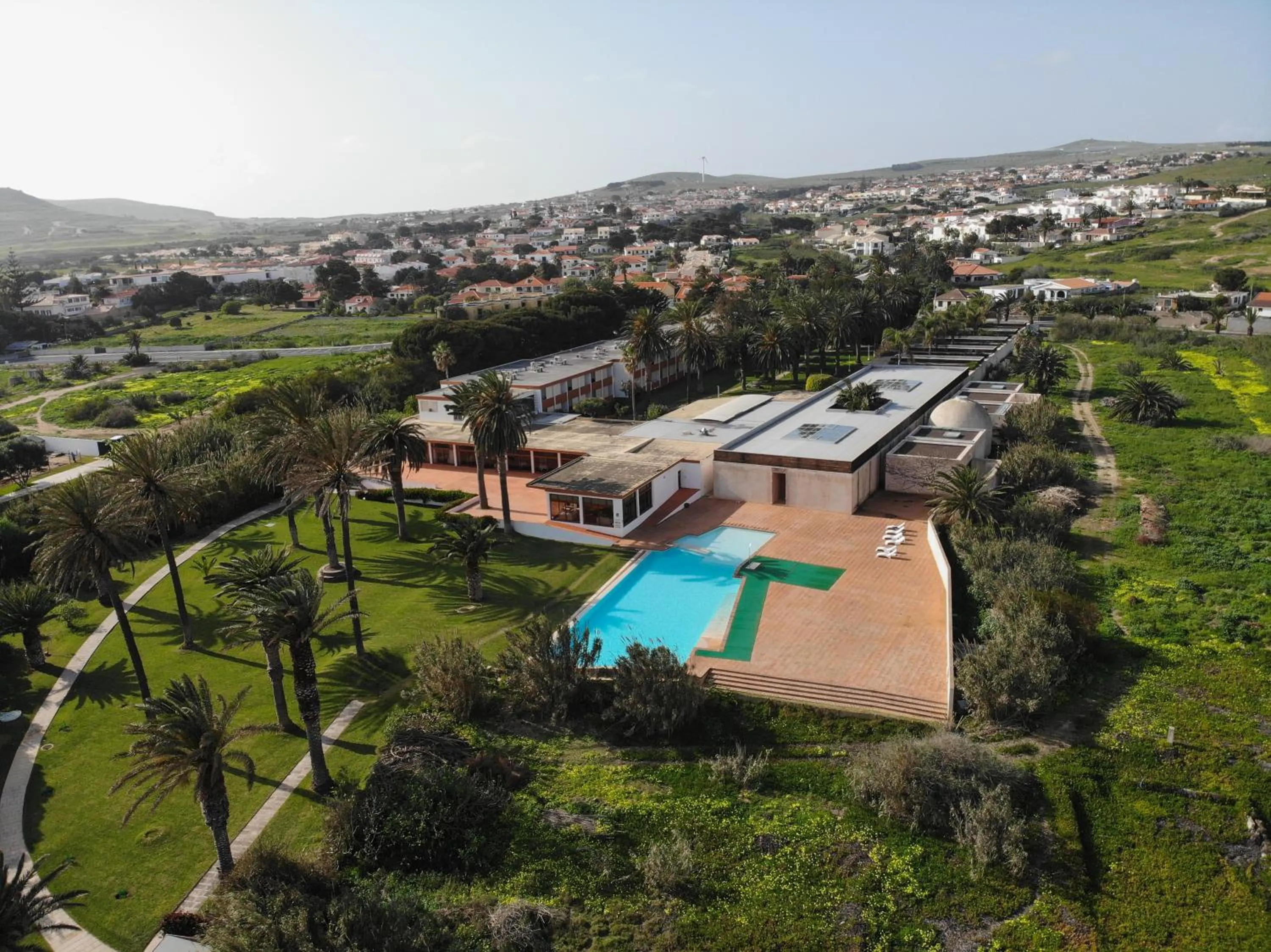 Property building in Hotel Porto Santo & Spa