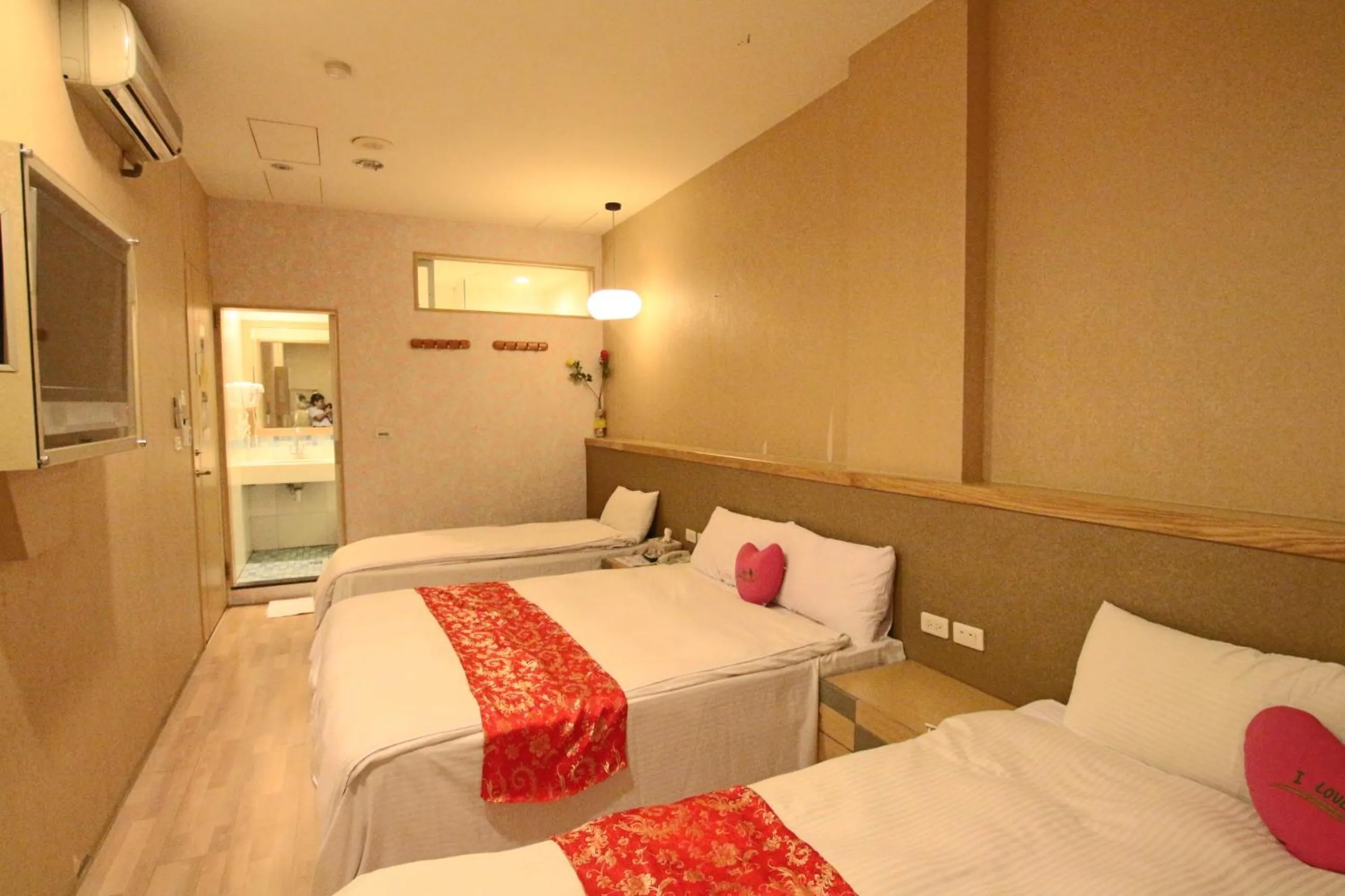 Photo of the whole room, Bed in Tanxiang Resort Hotel Sun Moon Lake Harbour - Sun Moon Lake Pier