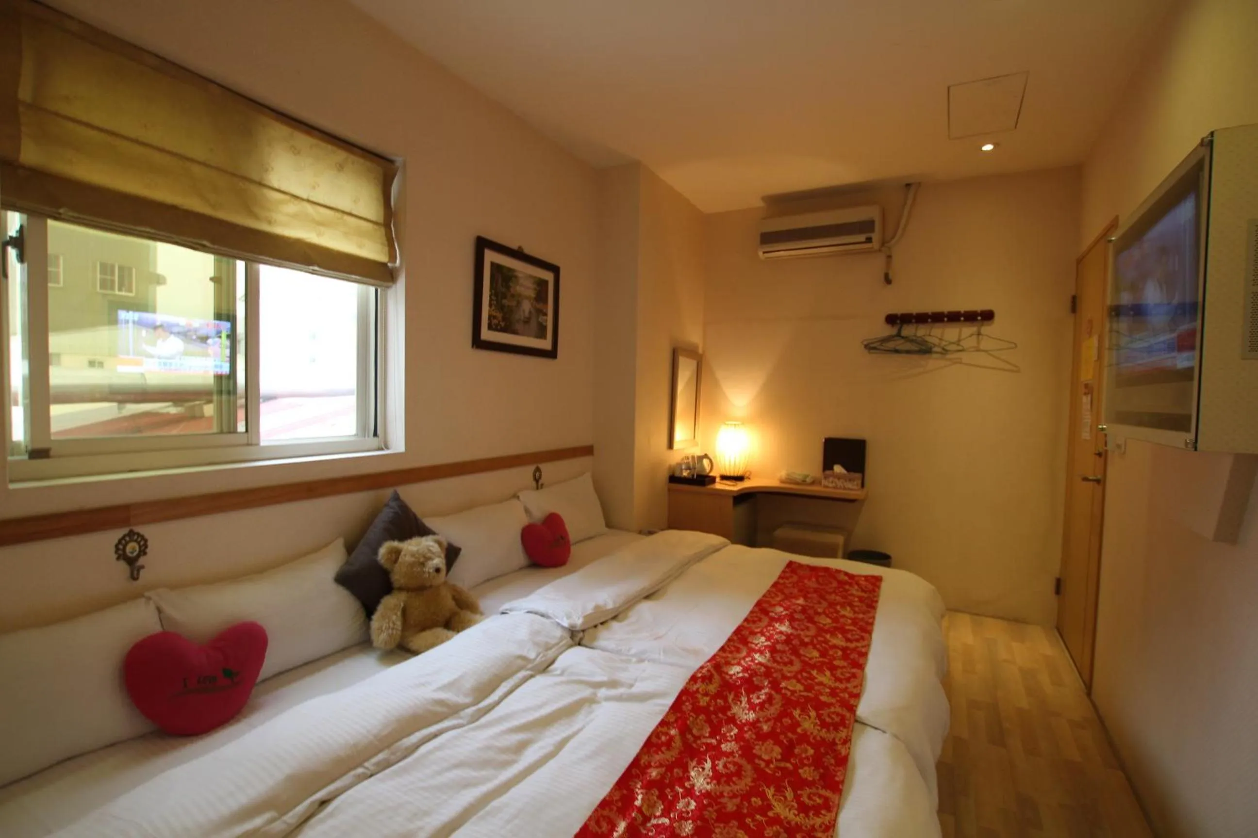 Day, Bed in Tanxiang Resort Hotel Sun Moon Lake Harbour - Sun Moon Lake Pier