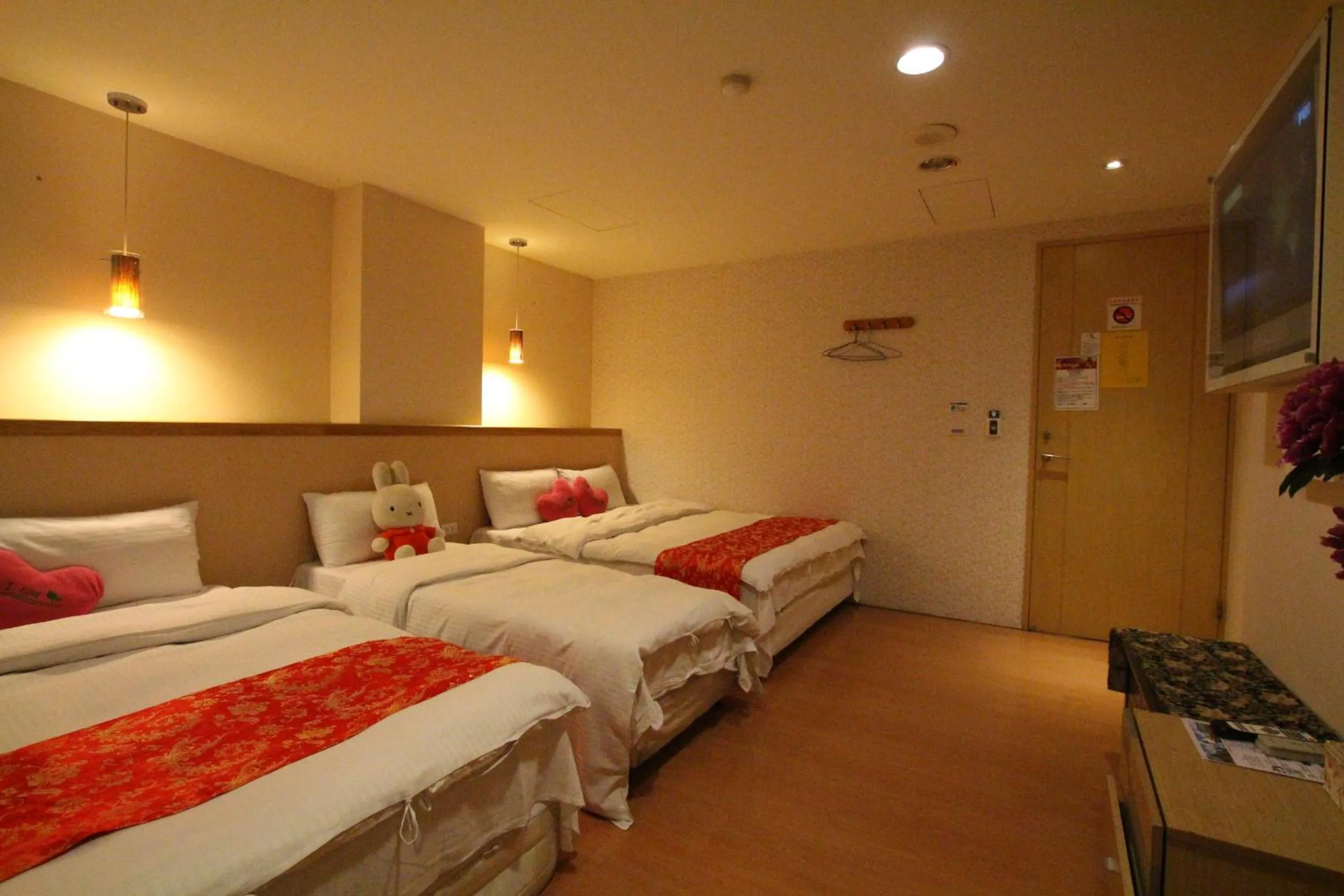 Photo of the whole room, Bed in Tanxiang Resort Hotel Sun Moon Lake Harbour - Sun Moon Lake Pier