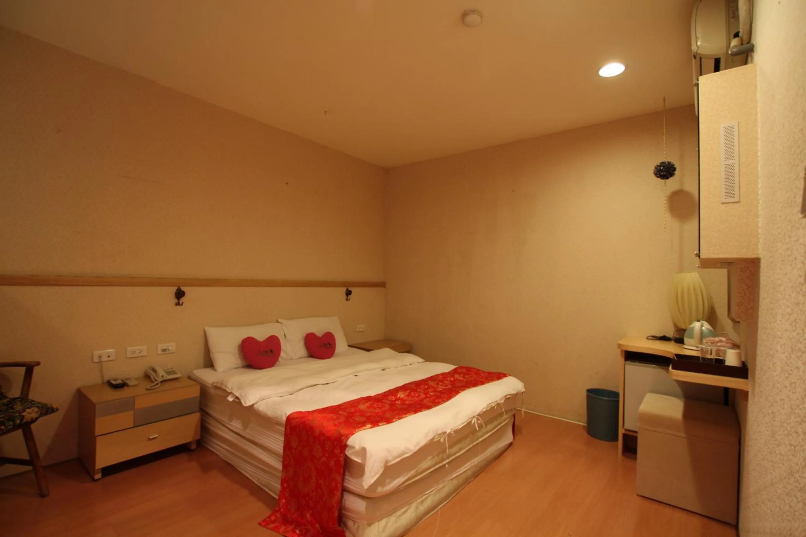 Photo of the whole room, Bed in Tanxiang Resort Hotel Sun Moon Lake Harbour - Sun Moon Lake Pier