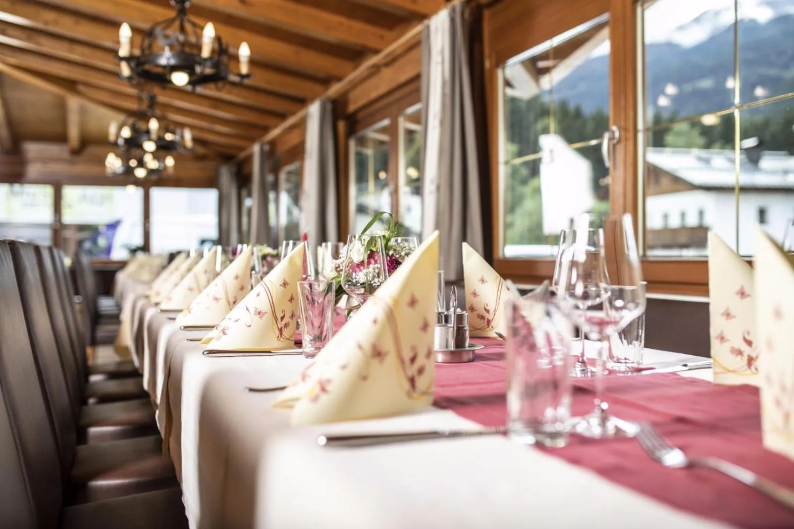 Restaurant/places to eat in Hotel Jagdhof