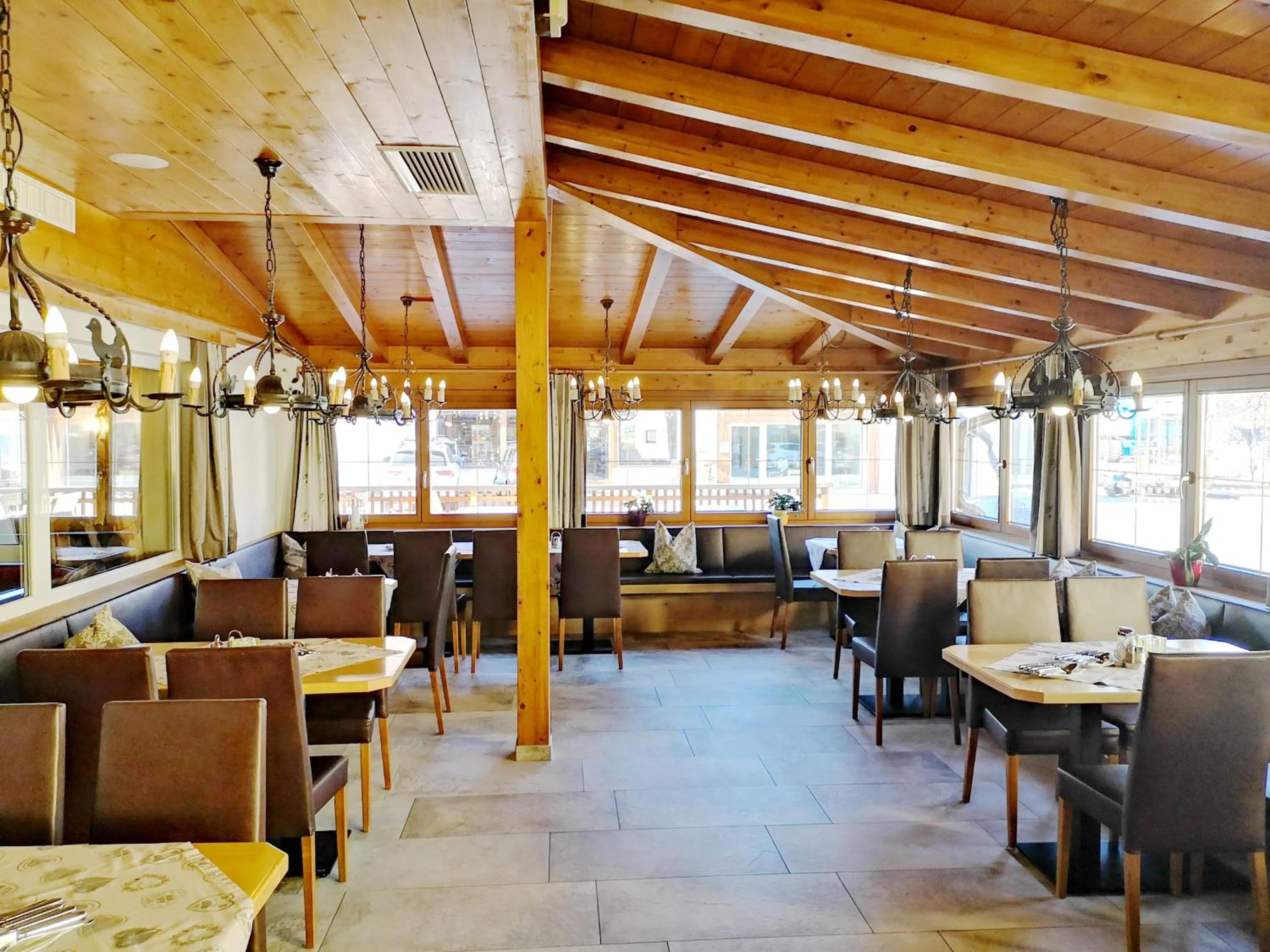 Restaurant/places to eat in Hotel Jagdhof