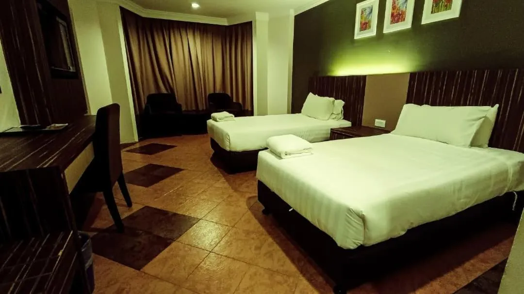 Bed in De Rhu Beach Resort