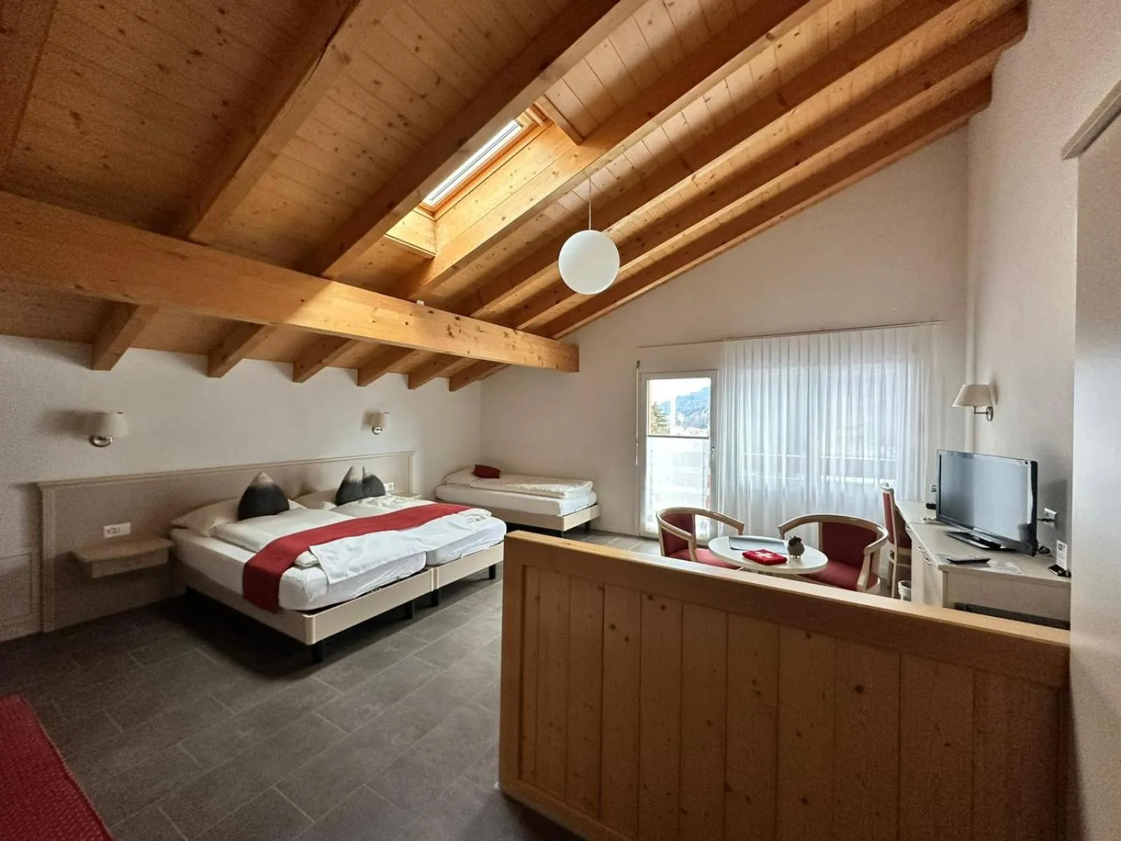 Bedroom, Bed in Chalet Gafri -Boutique B&B - comfort and hospitality - near Interlaken