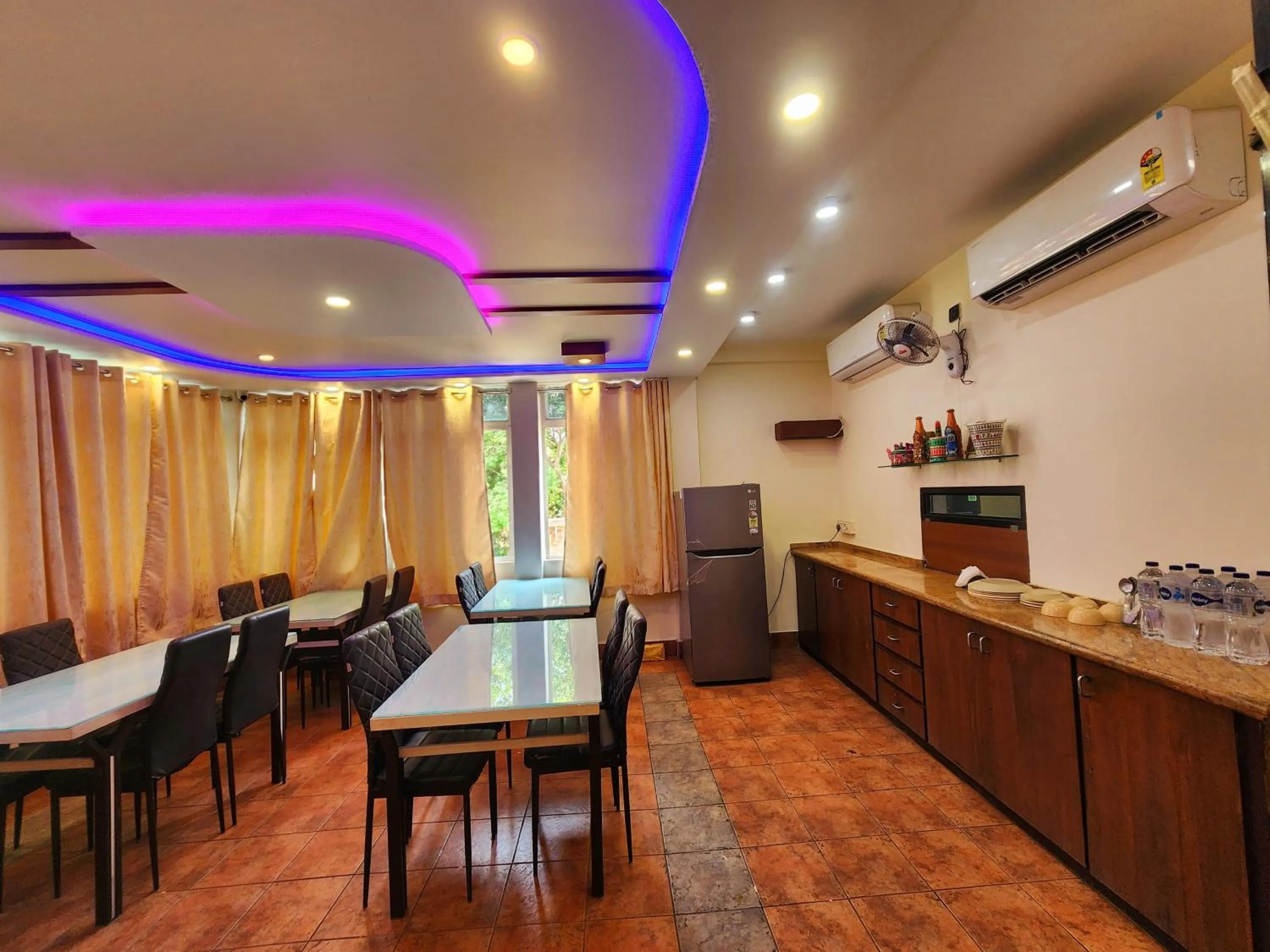 Restaurant/places to eat in Bhammar's Inn - A Pure Veg