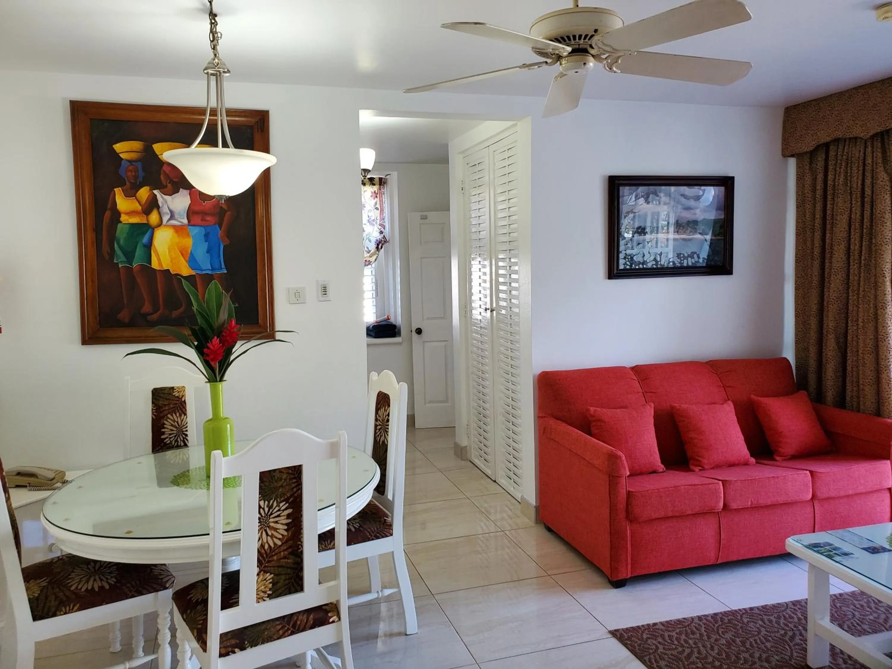 Seating area in Sandcastles Resort, Ocho Rios