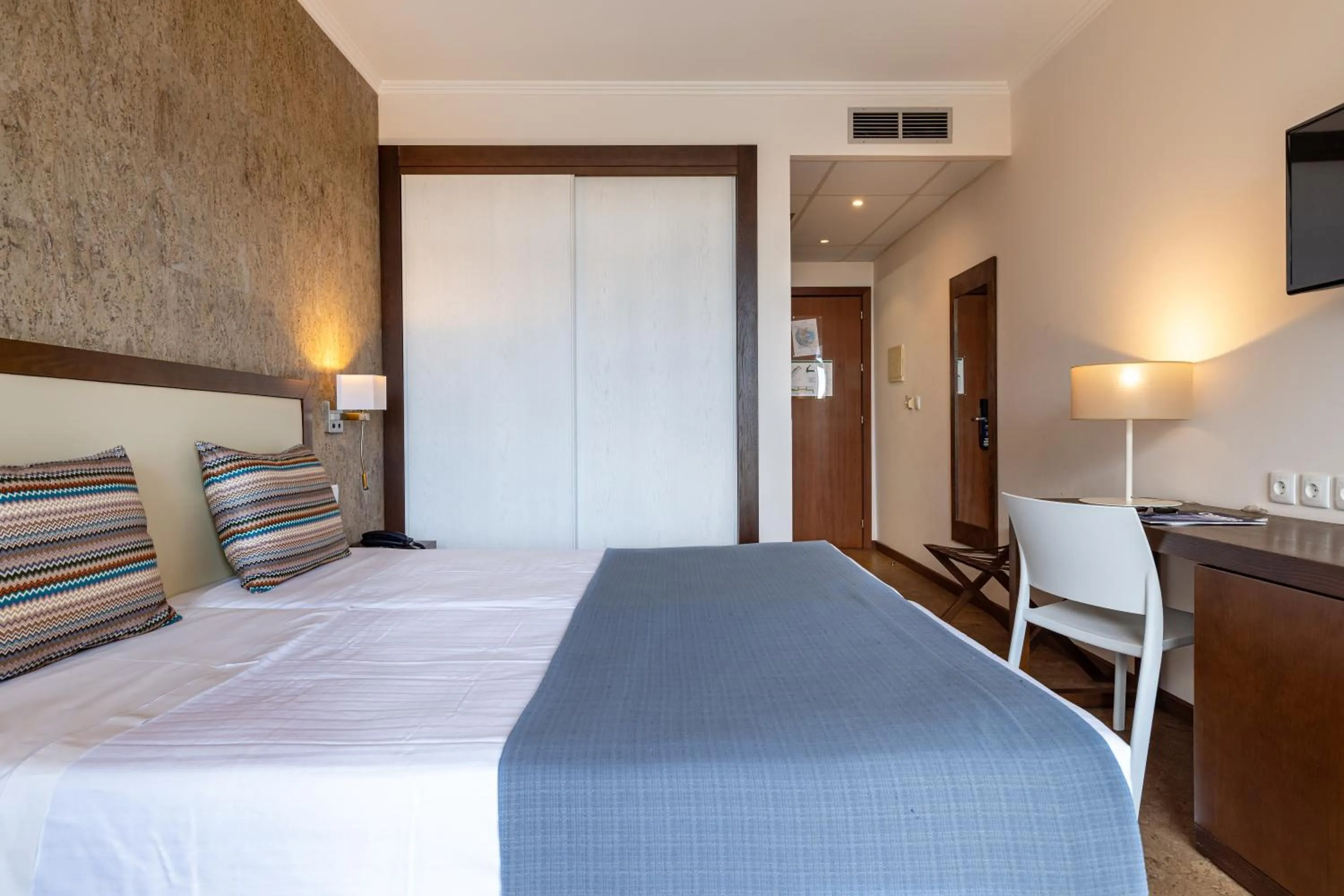 Photo of the whole room, Bed in VILA PARK Nature & Business Hotel