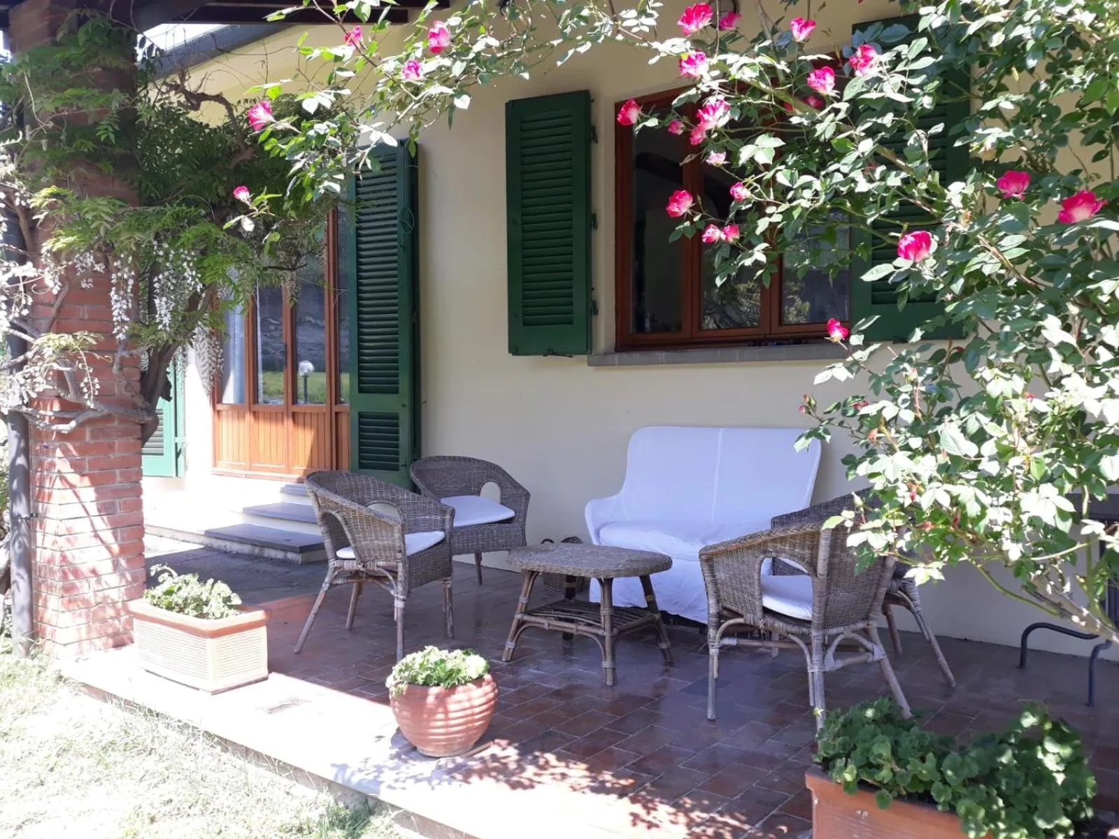 Patio in Gli Oleandri B&B