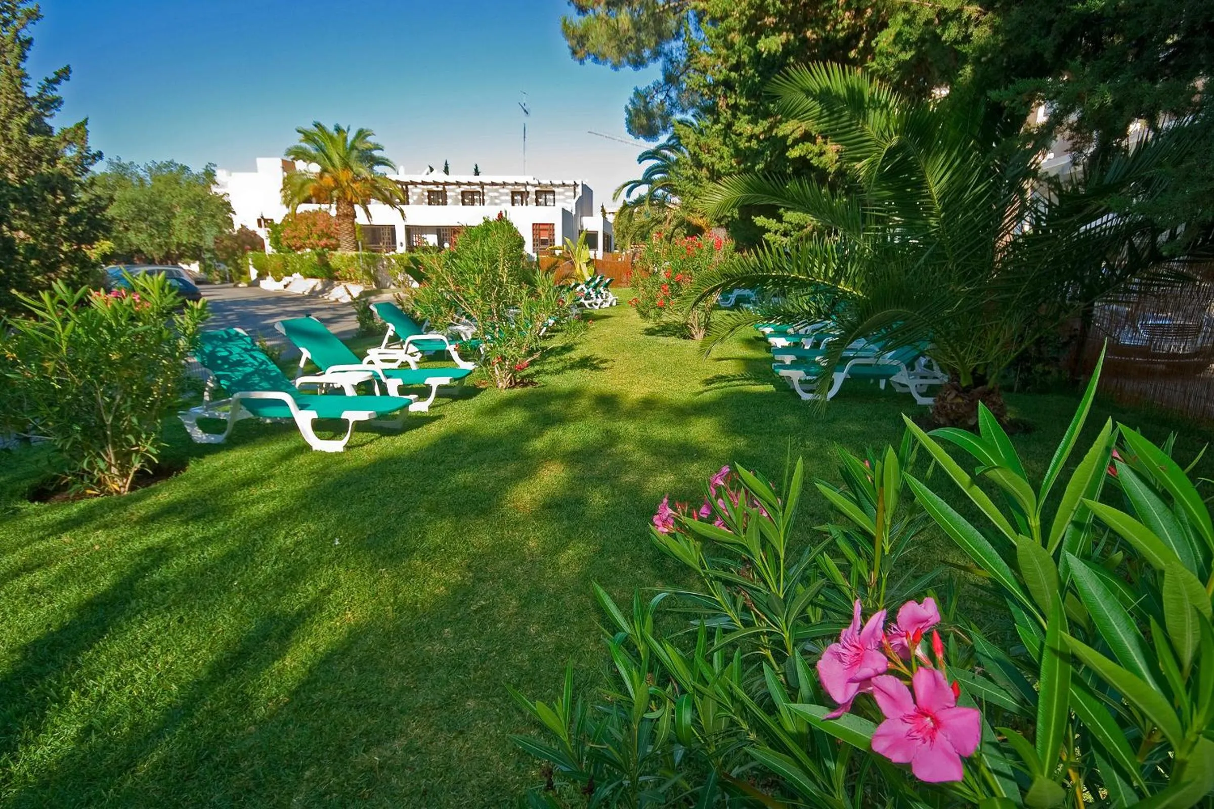 Garden in Apartamentos da Balaia