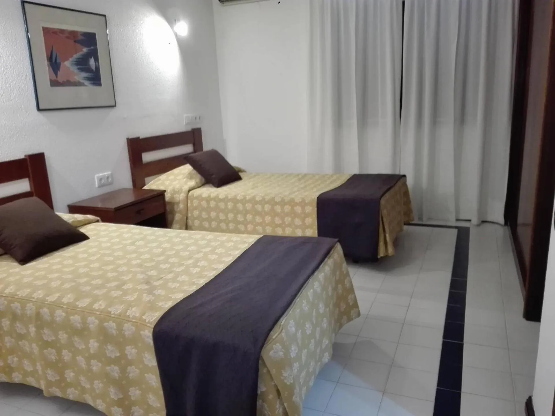 Bedroom, Bed in Apartamentos da Balaia