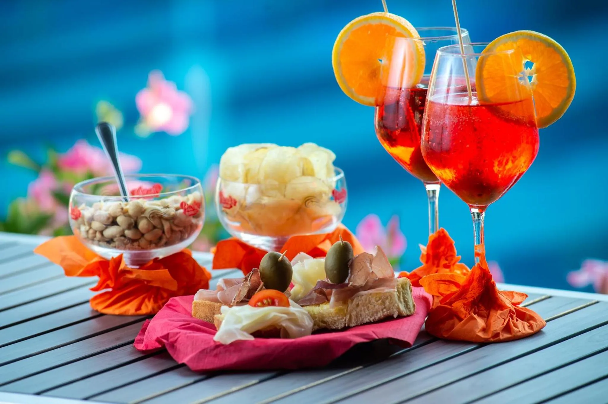 Food and drinks in Junior Family Hotel