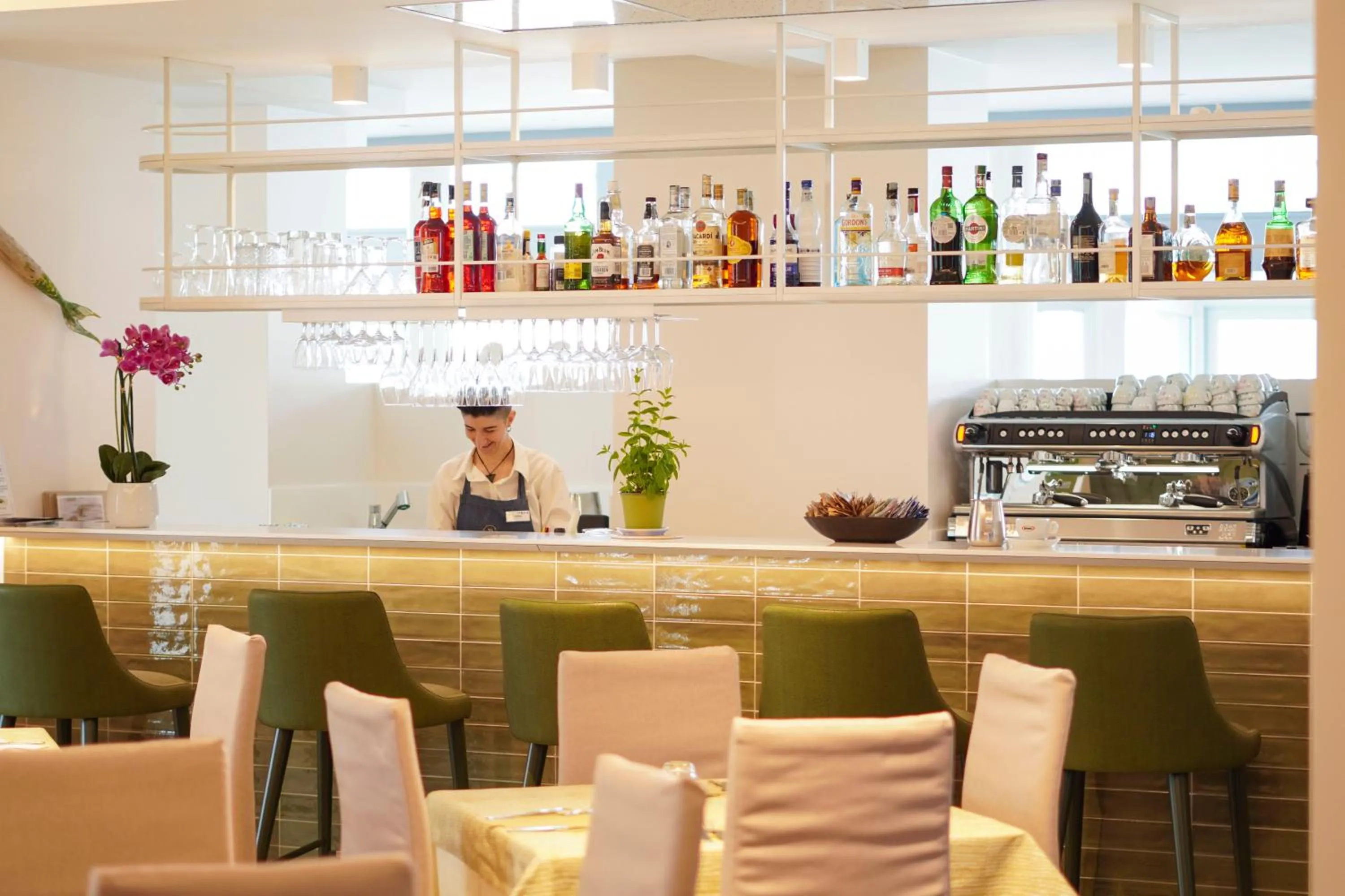 Lounge or bar in Junior Family Hotel