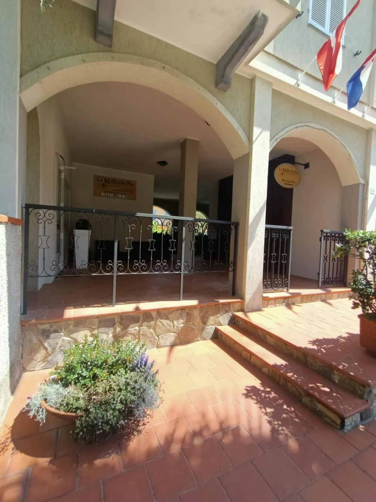 Facade/entrance in Residence La Meridiana