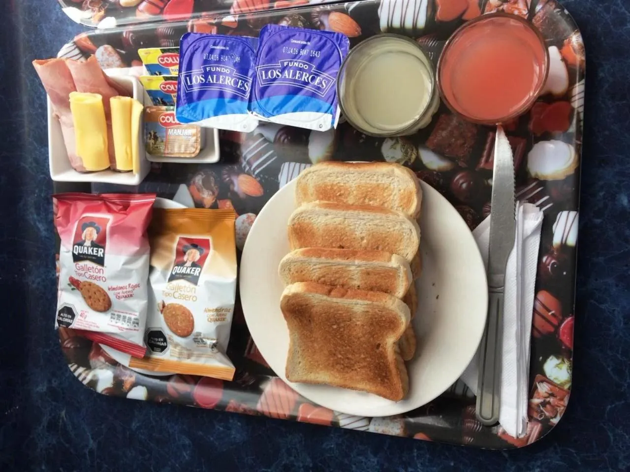 Breakfast in Hostal Residencia Blest Gana