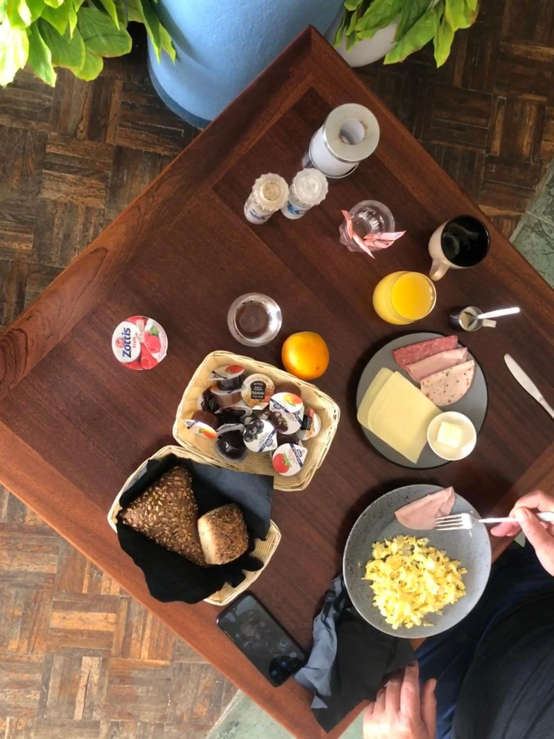 Breakfast in Tropical Divers Resort