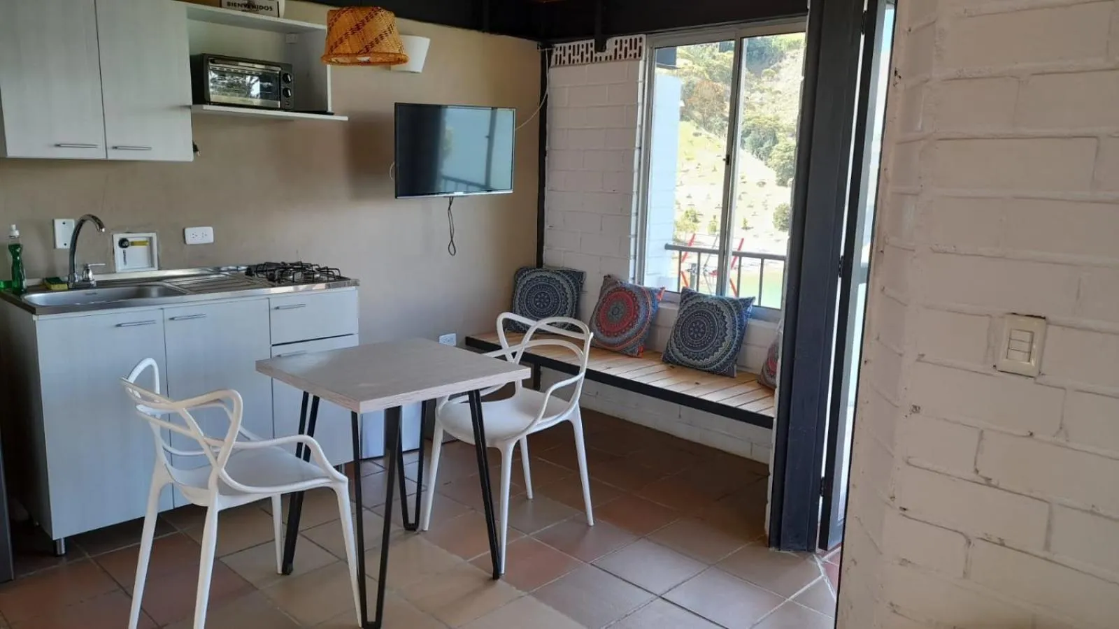Kitchen or kitchenette in Ecolodge Bahia del Peñón
