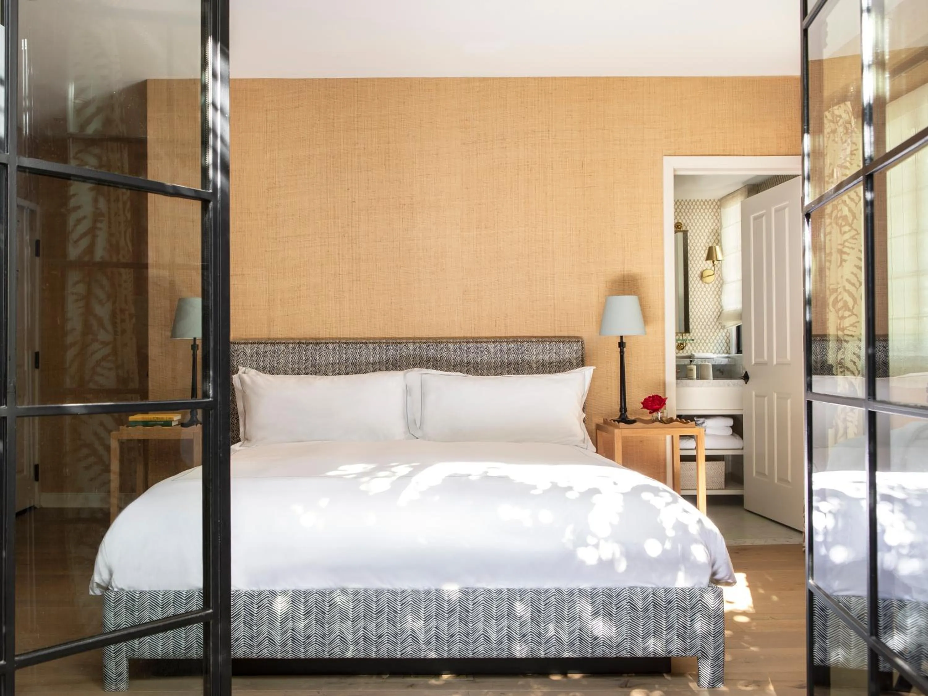 Bed in Hotel 850 SVB, West Hollywood, a Member of Design Hotels