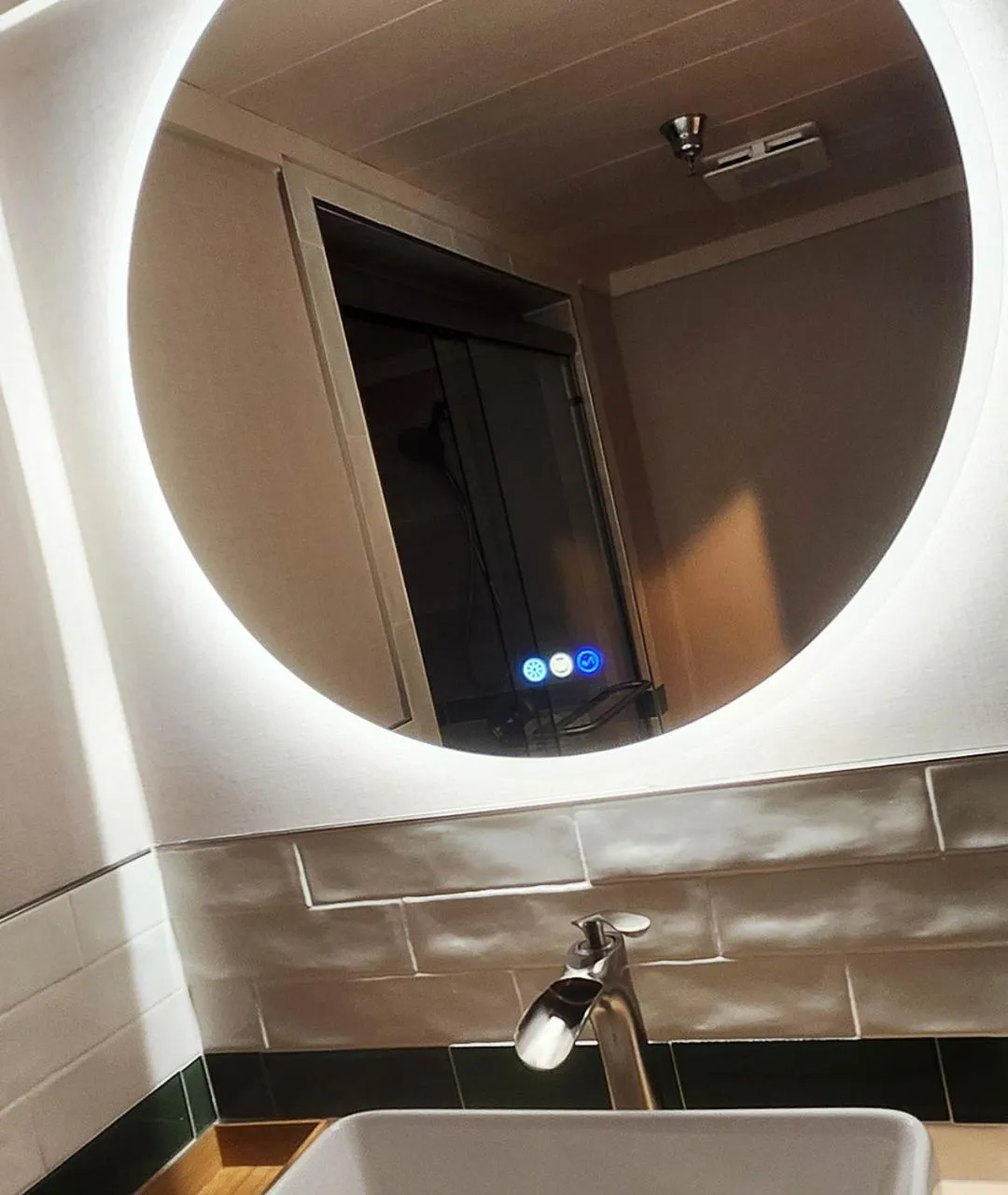 Bathroom in Arbors at Island Landing Hotel & Suites