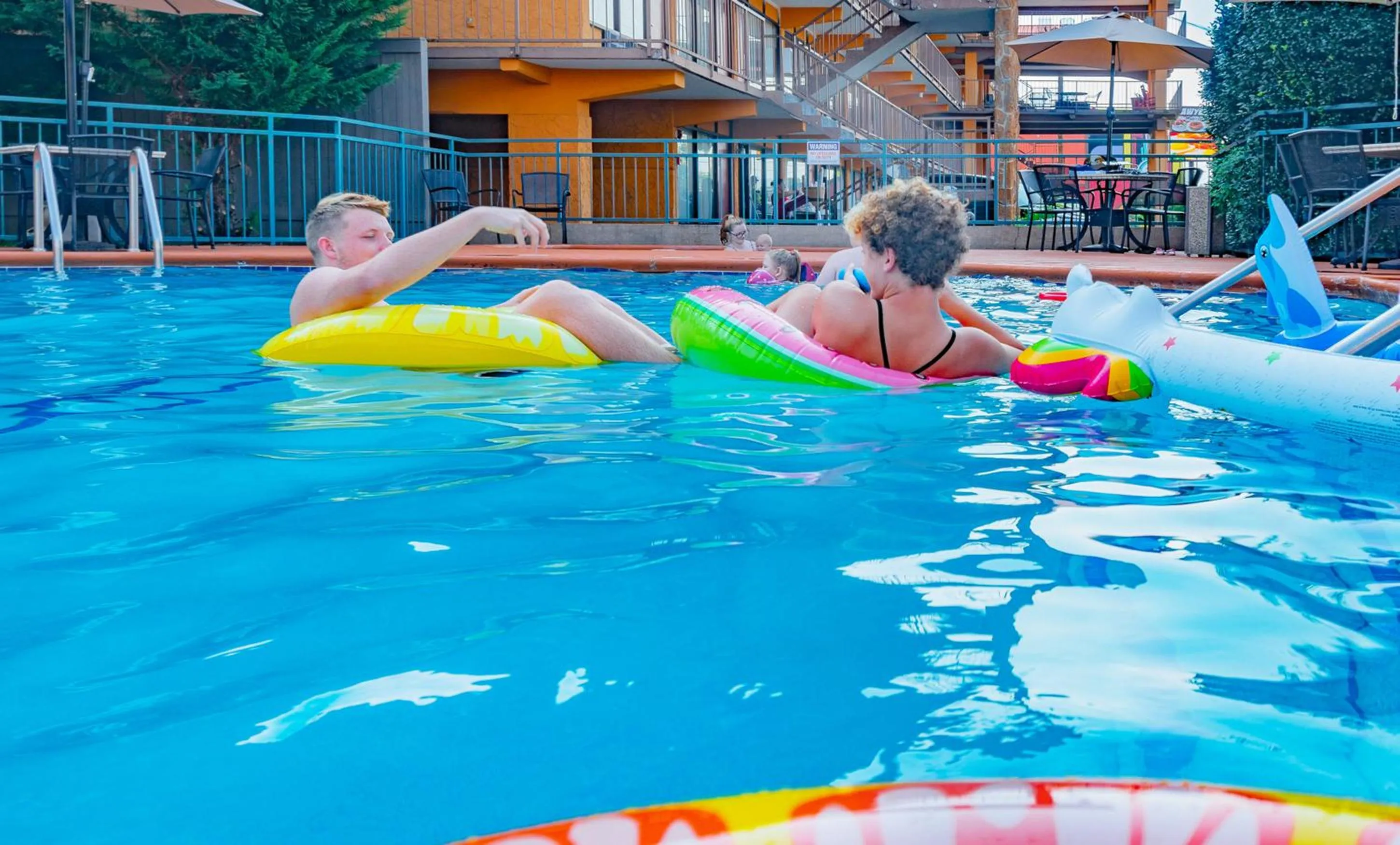 Swimming pool in Arbors at Island Landing Hotel & Suites