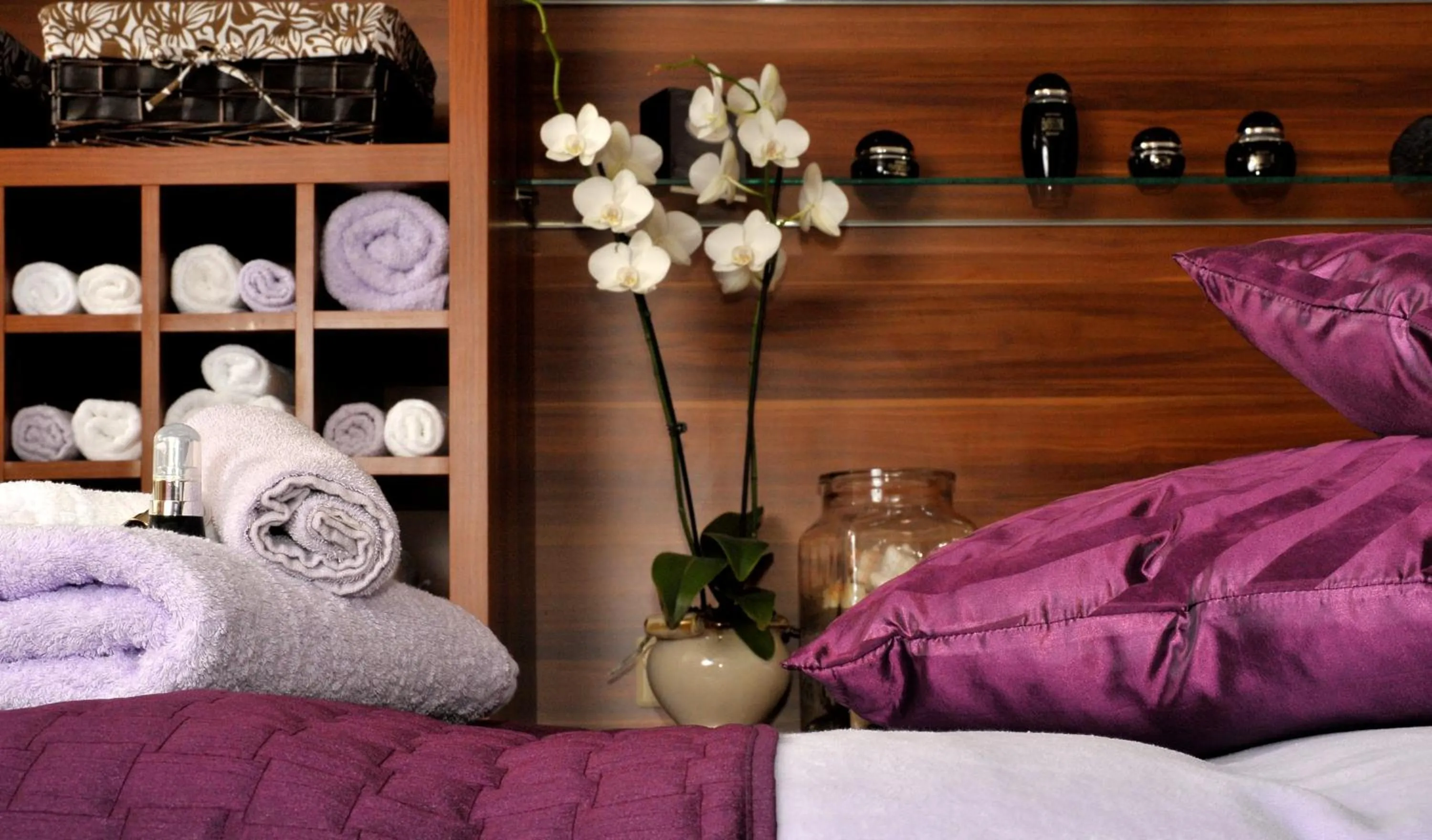 Spa and wellness centre/facilities, Bed in Kormoran Medispa