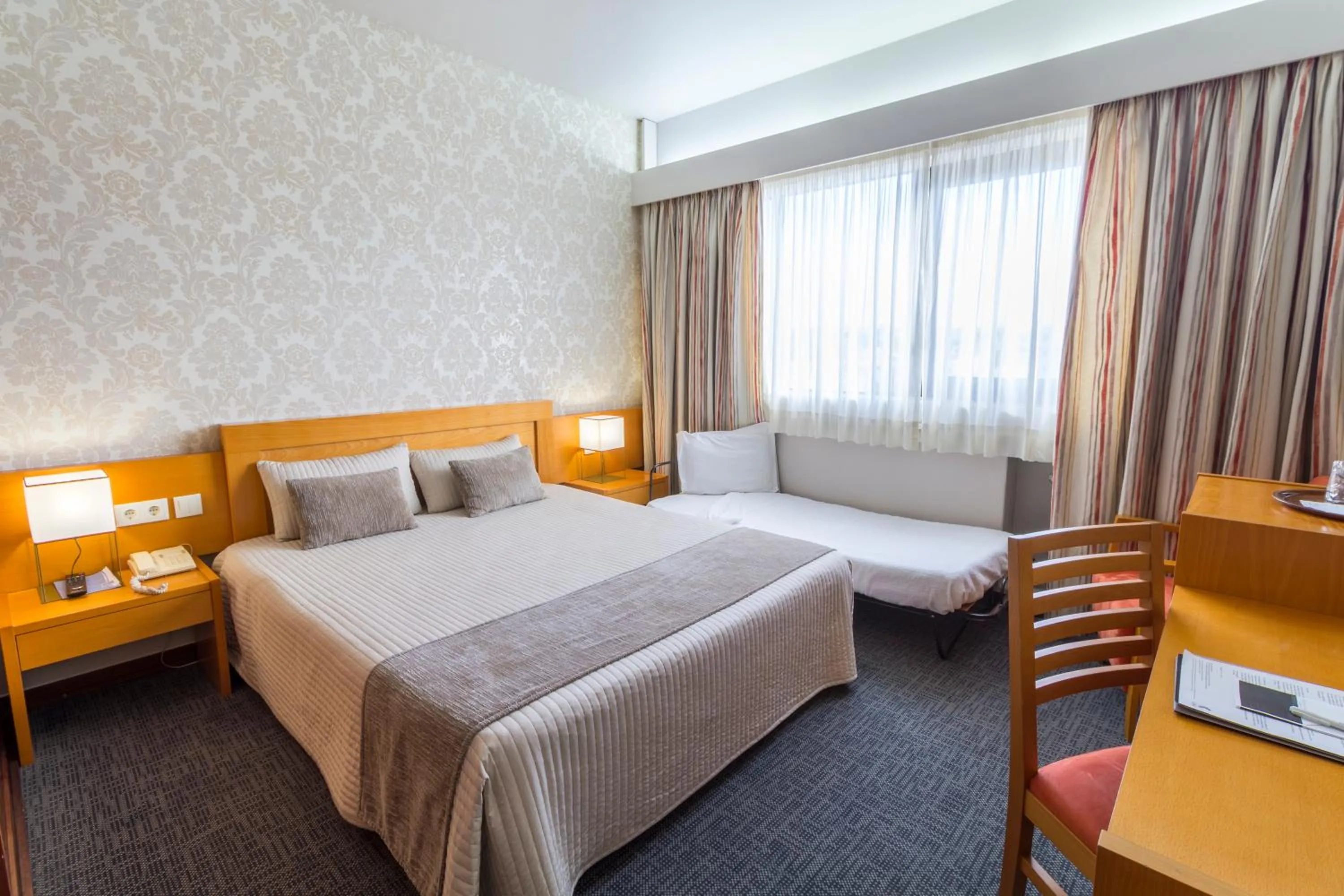 Bed in Hotel Eurosol Leiria & Jardim