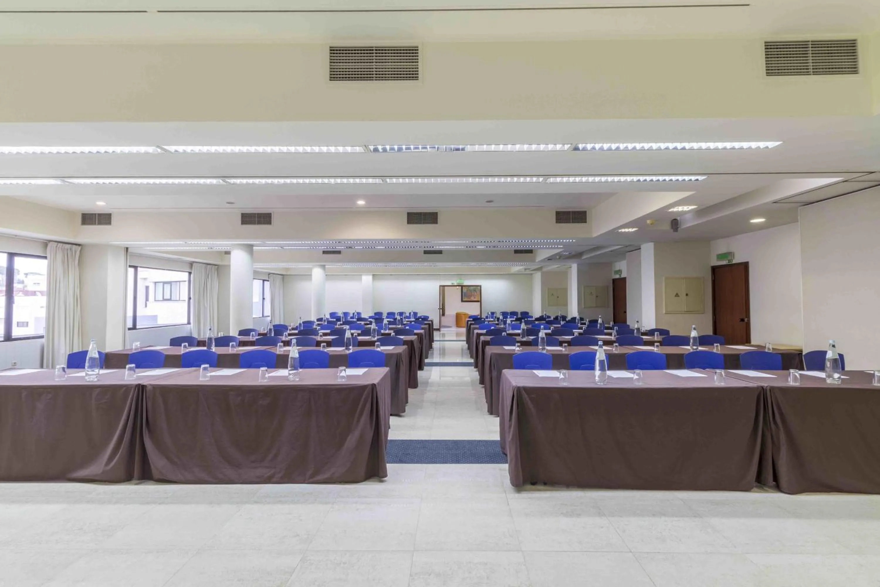Business facilities in Hotel Eurosol Leiria & Jardim