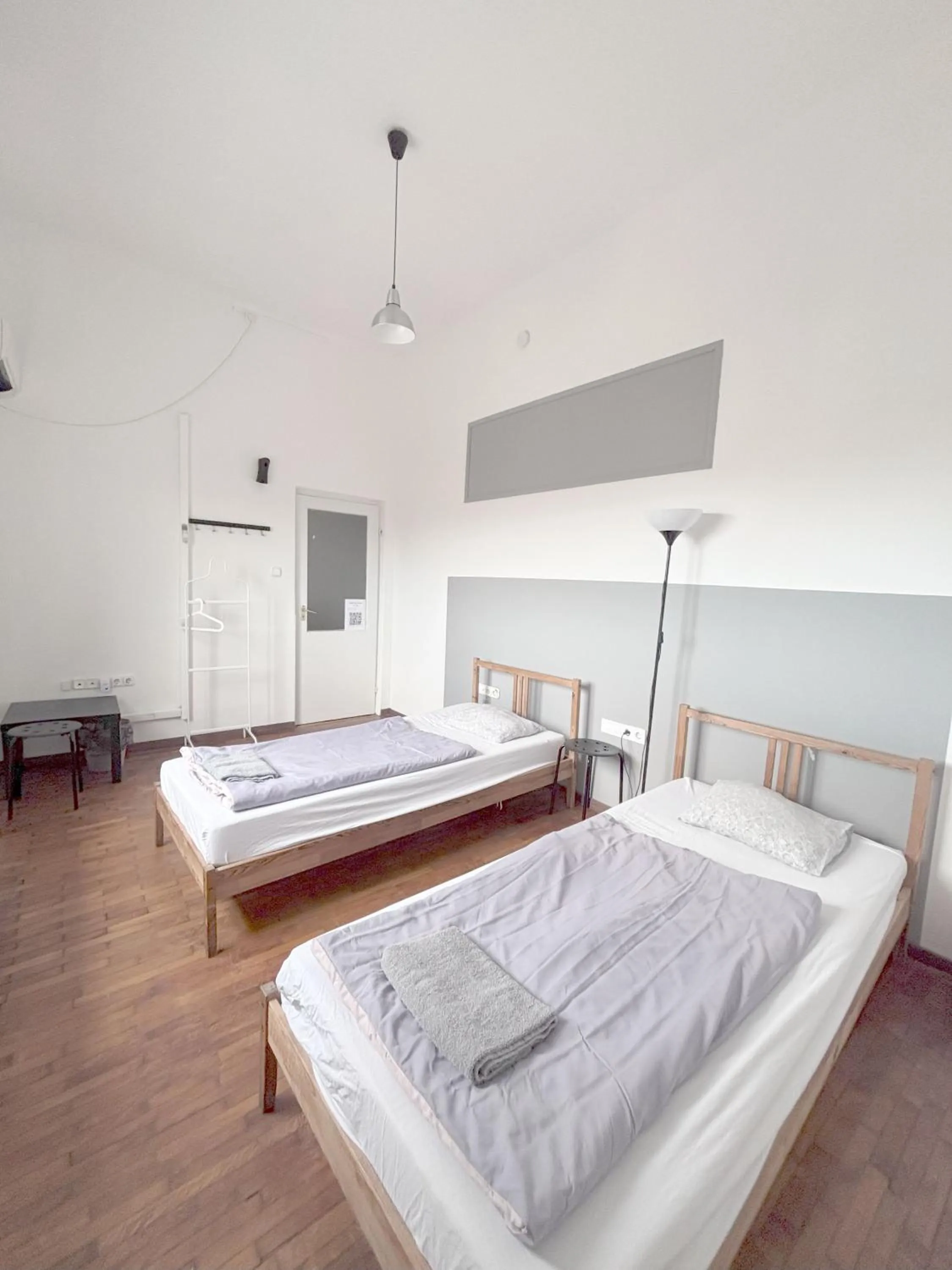 Photo of the whole room, Bed in Artist Guest House