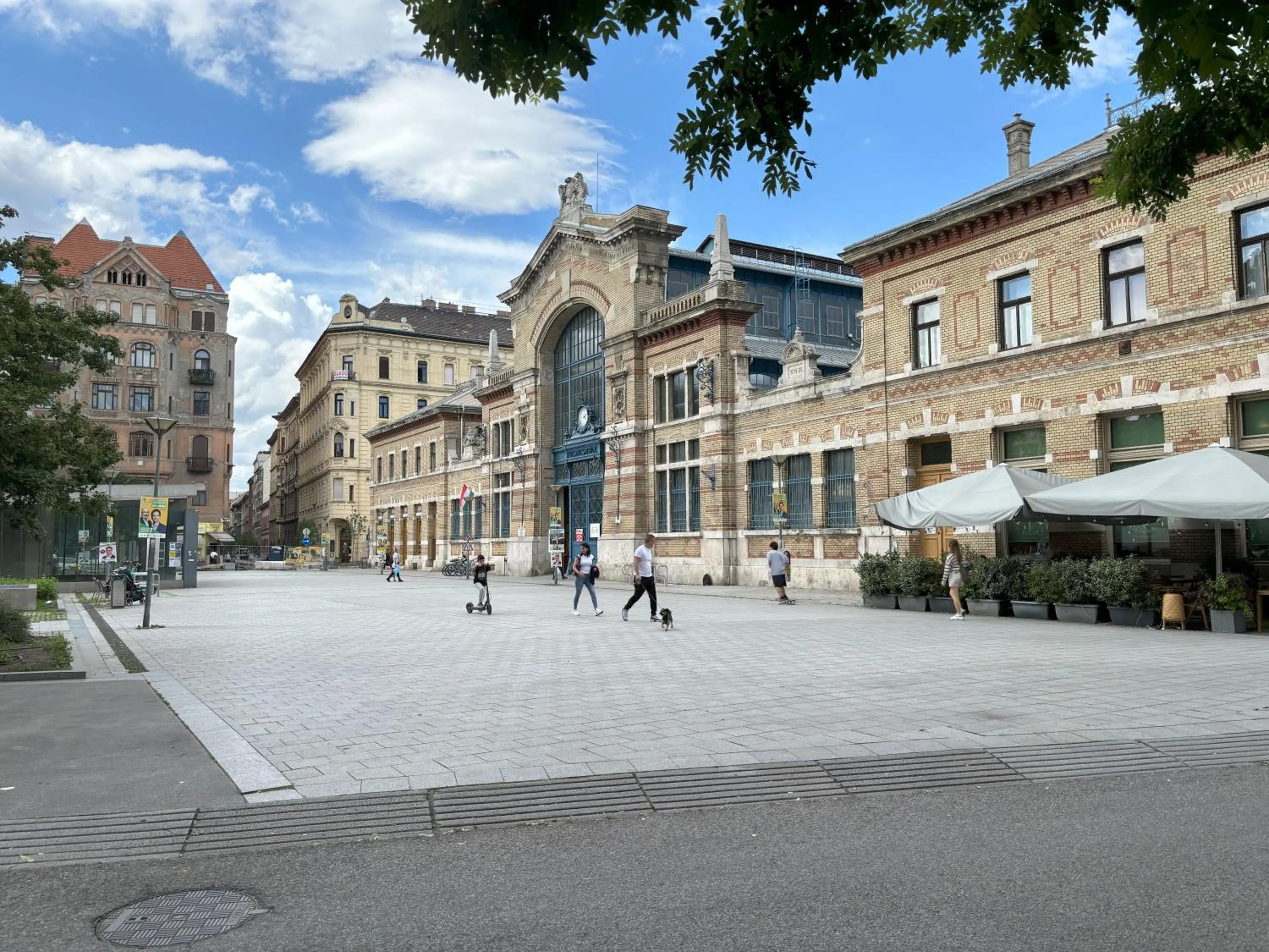 Neighbourhood in Artist Guest House