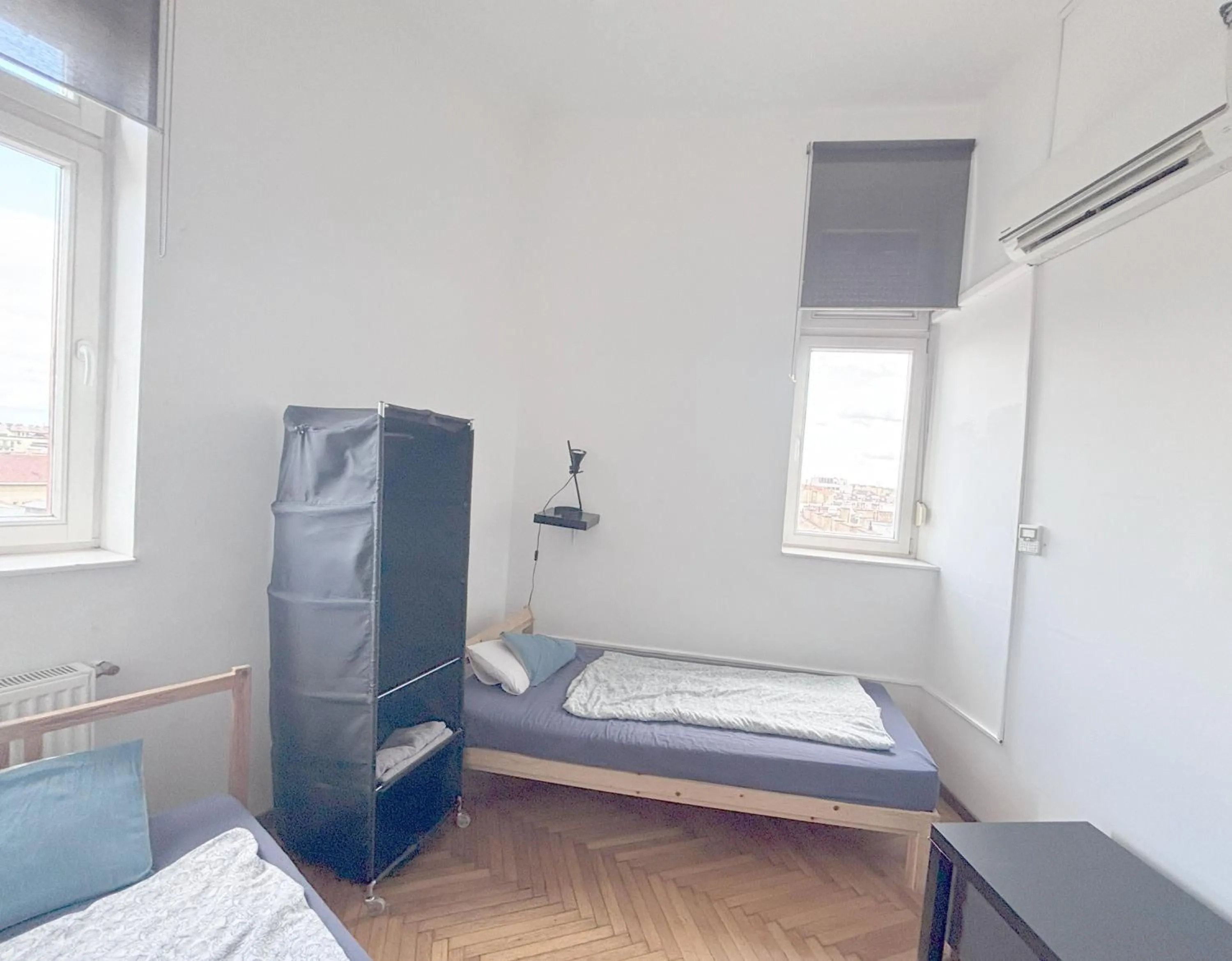 Photo of the whole room, Bed in Artist Guest House