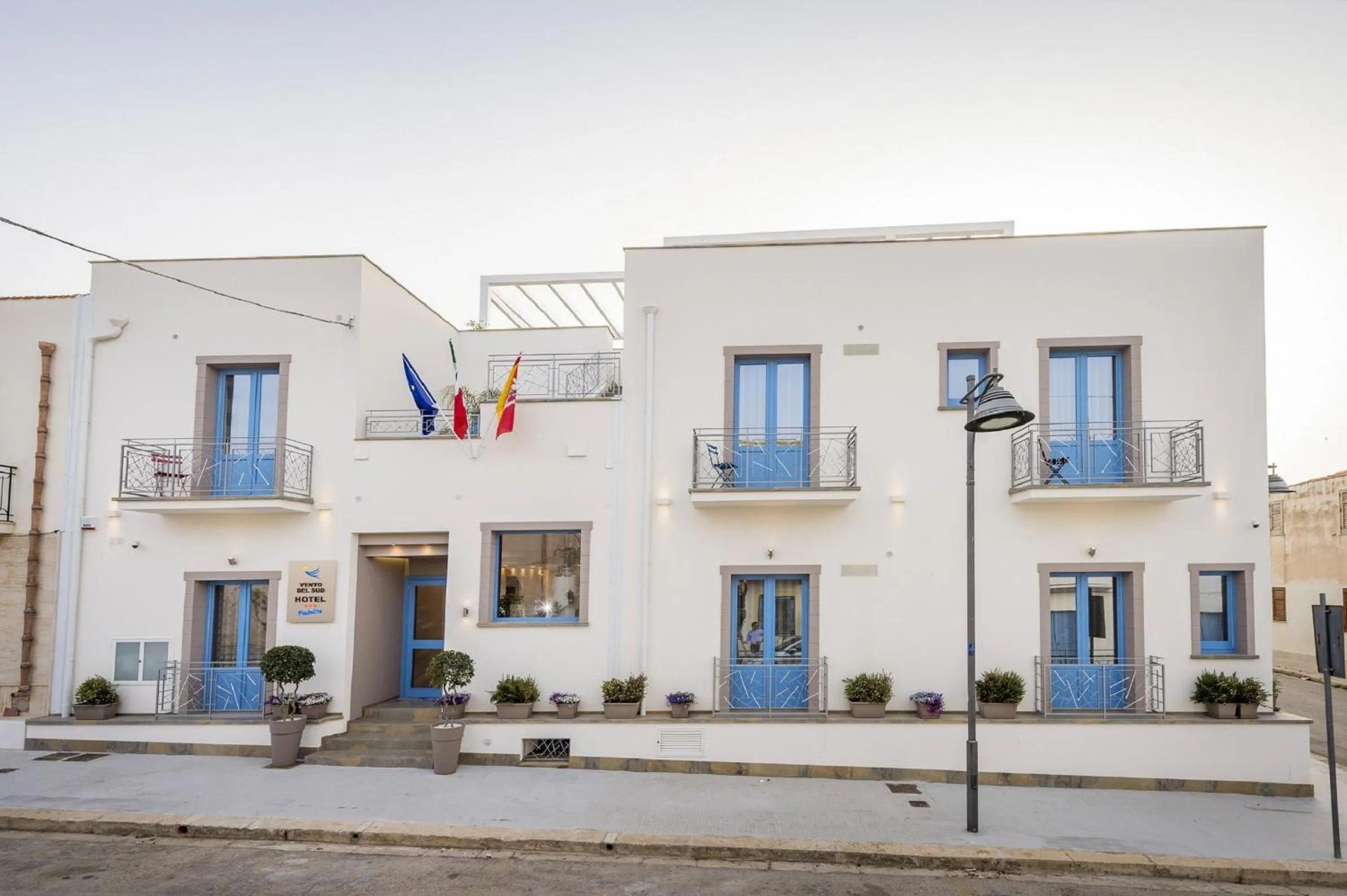 Property building in Hotel Vento del Sud