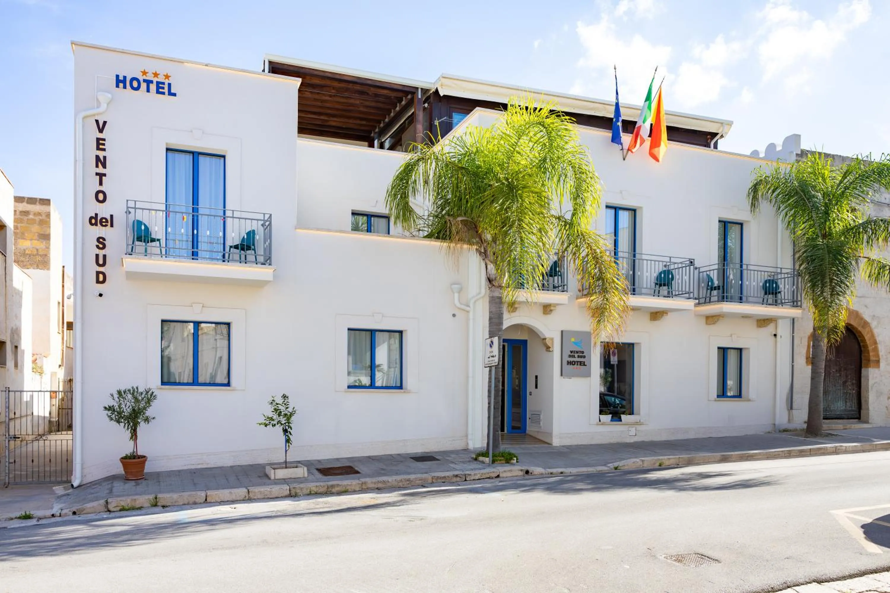 Property building in Hotel Vento del Sud