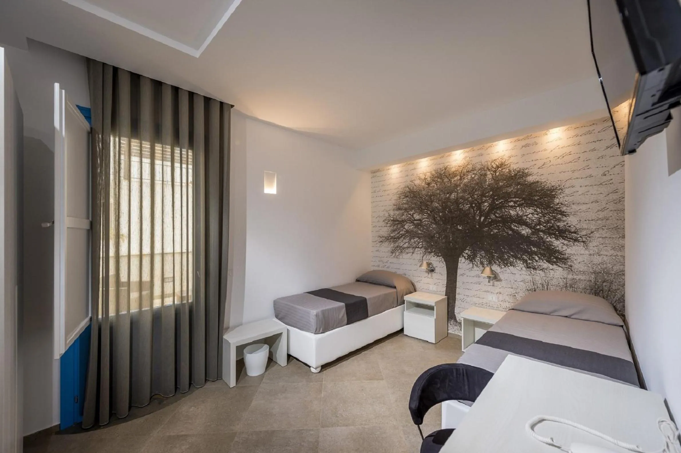 Photo of the whole room, Bed in Hotel Vento del Sud