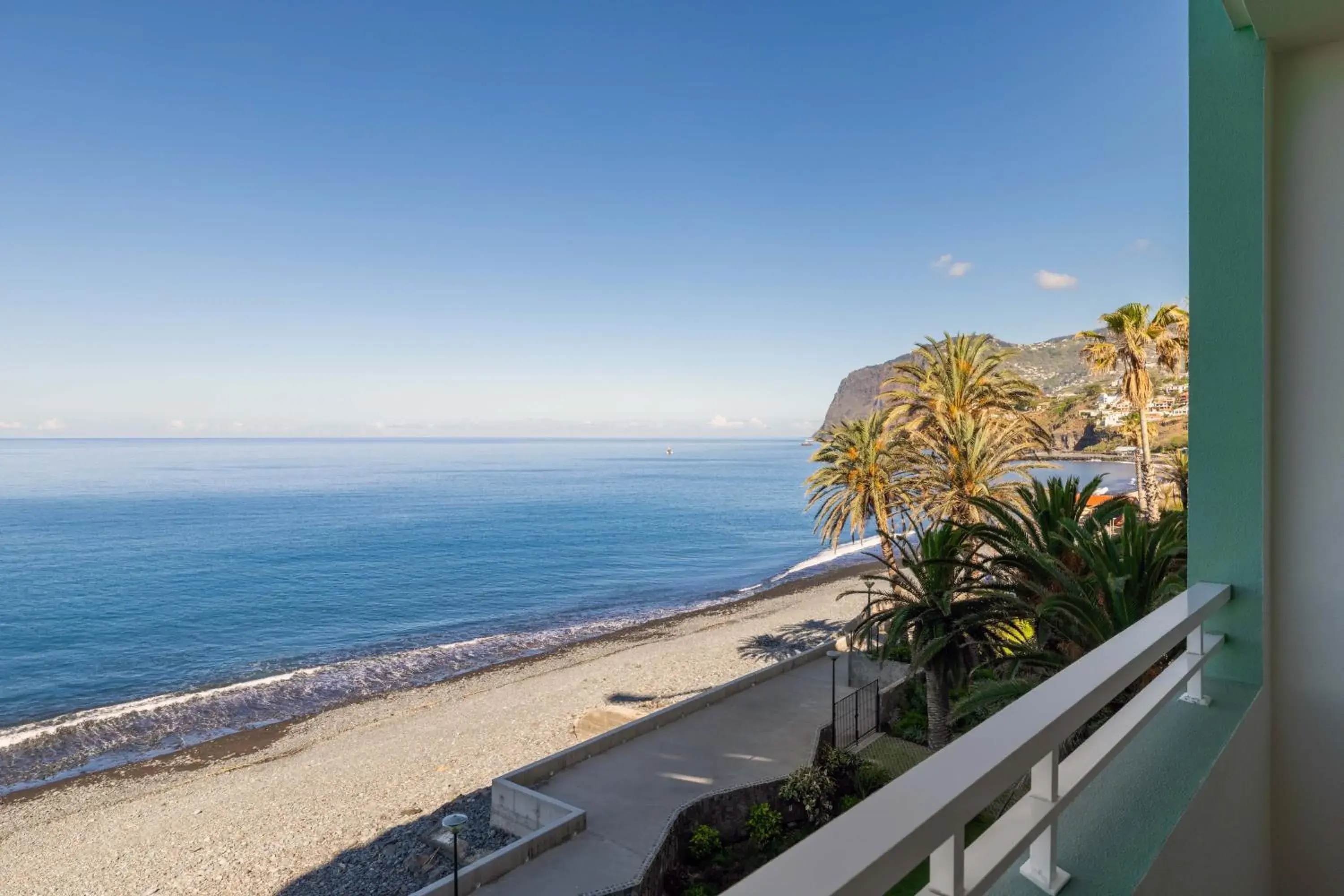 Superior Studio with Sea View in Pestana Ocean Bay Resort Superior Studio with Sea View in Pestana Ocean Bay Resort