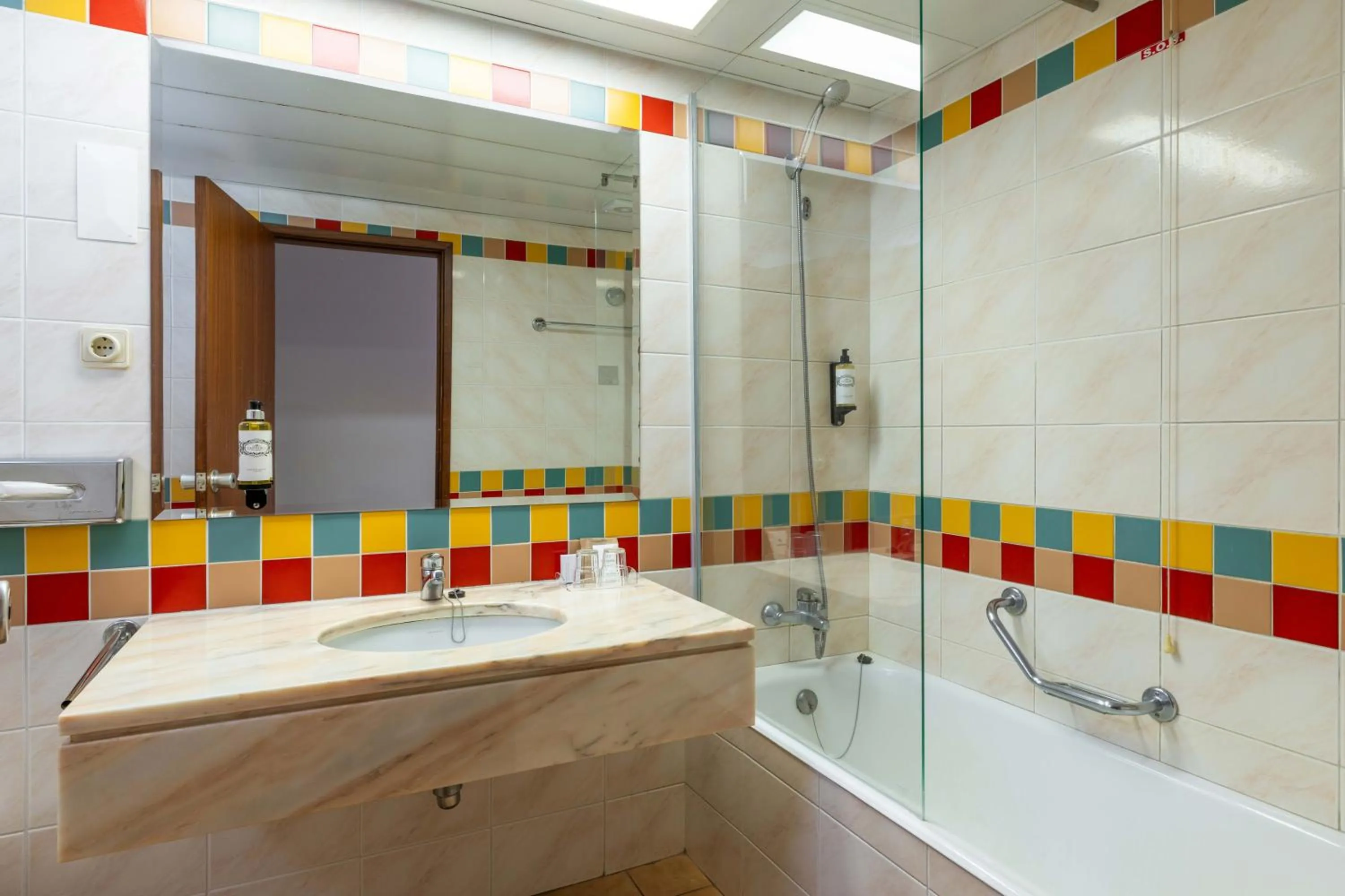 Bathroom in Pestana Ocean Bay Resort