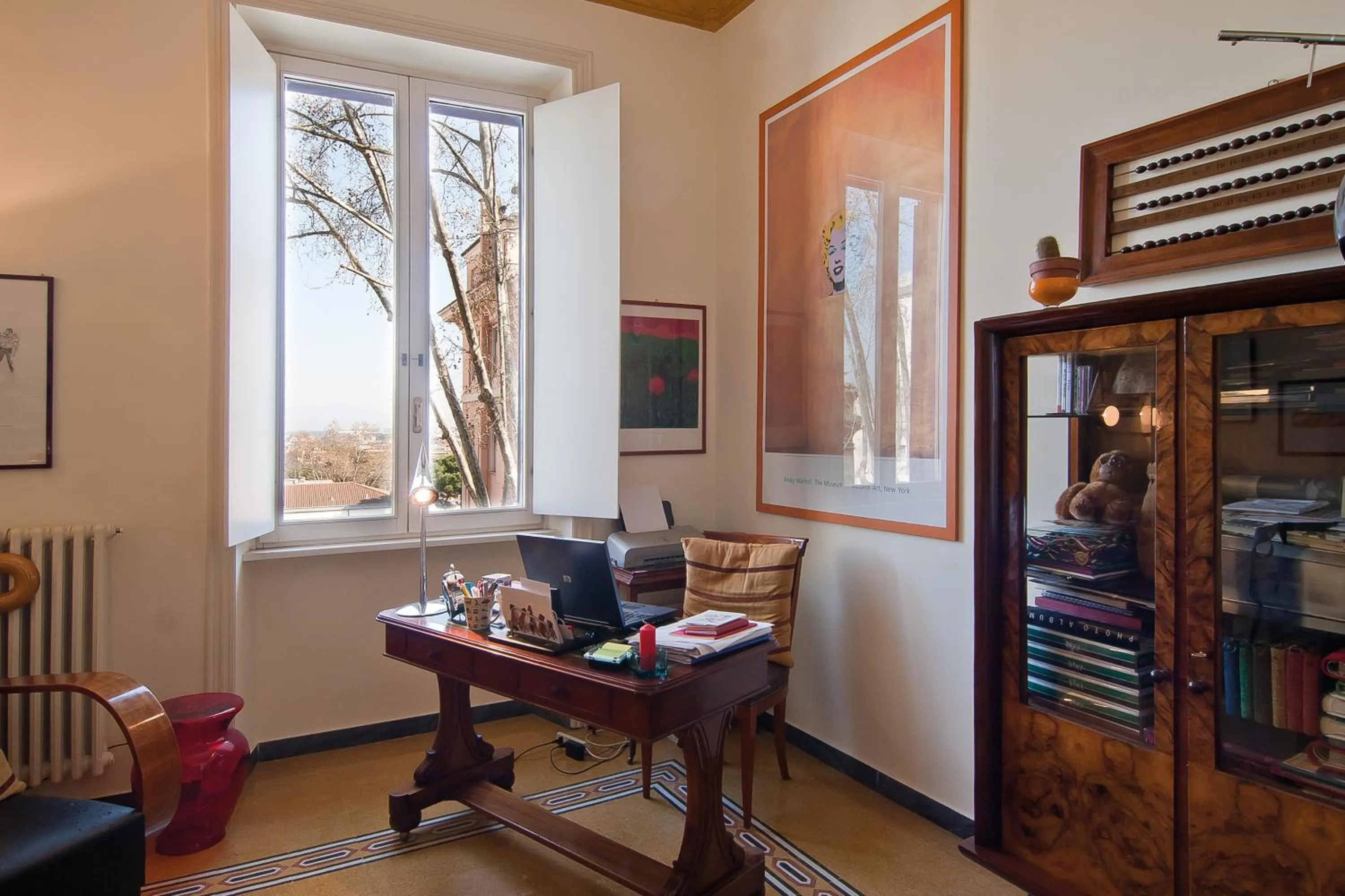 Staff, Seating Area in Il Boom B&B