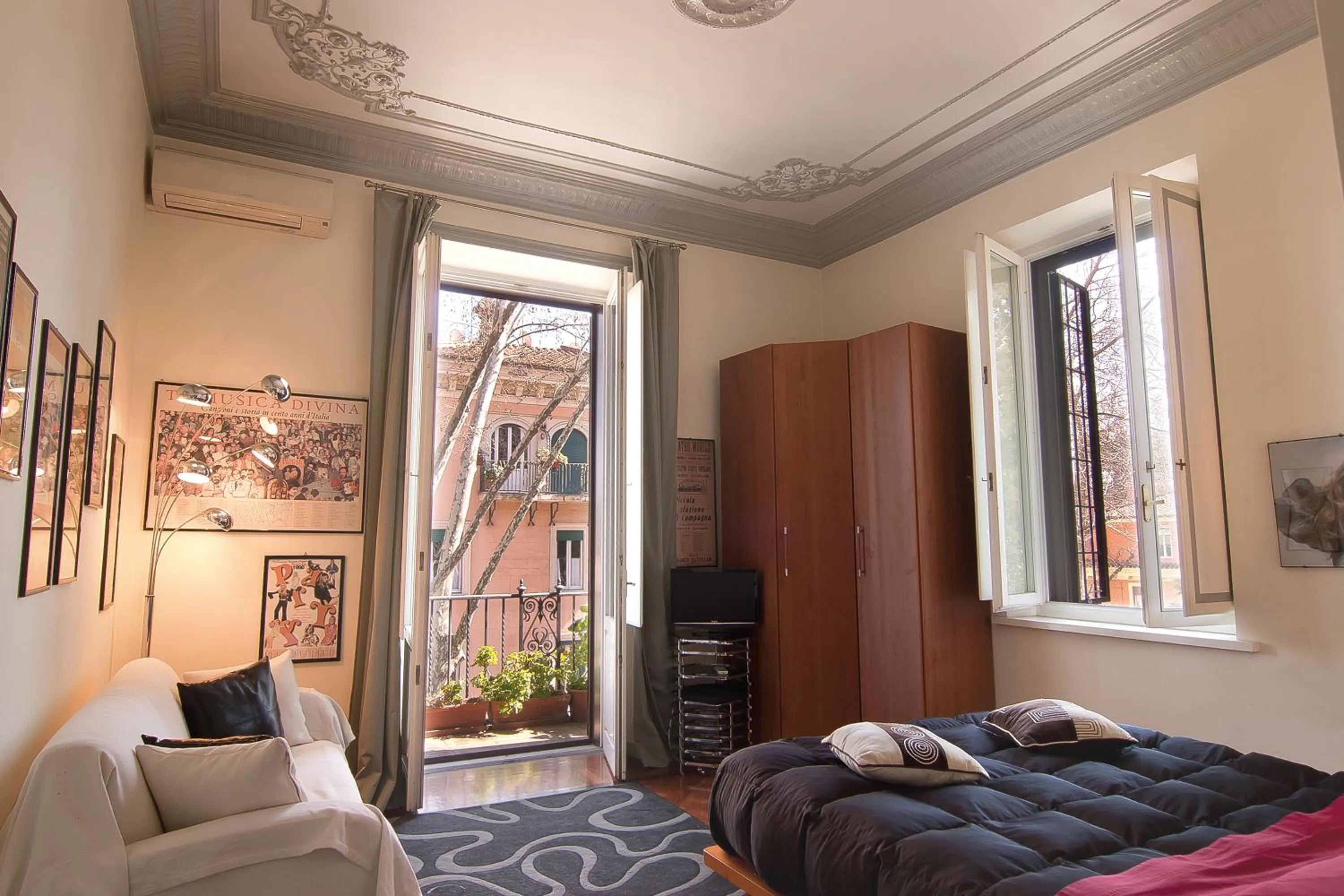 Photo of the whole room, Seating Area in Il Boom B&B