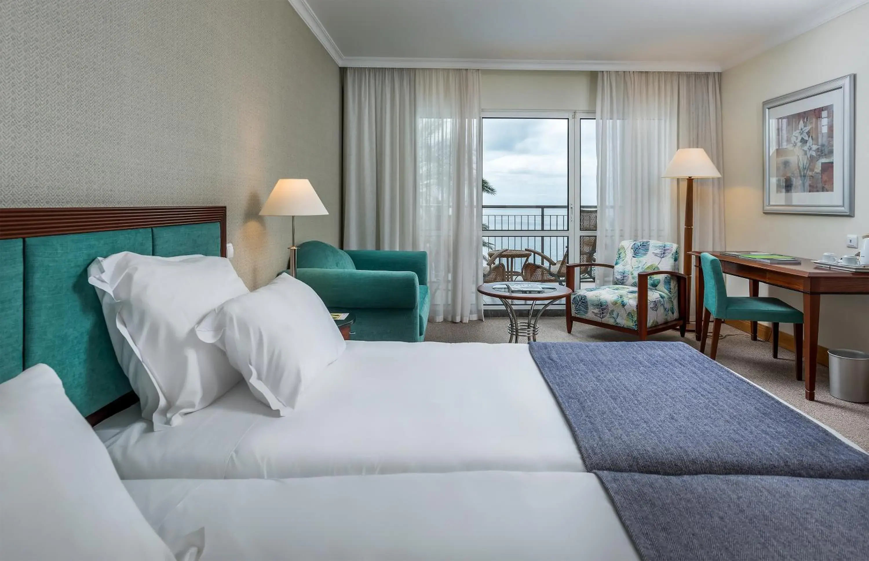 Classic Double or Twin Room with Sea View and Extra Bed in Pestana Grand Ocean Resort Hotel Classic Double or Twin Room with Sea View and Extra Bed in Pestana Grand Ocean Resort Hotel