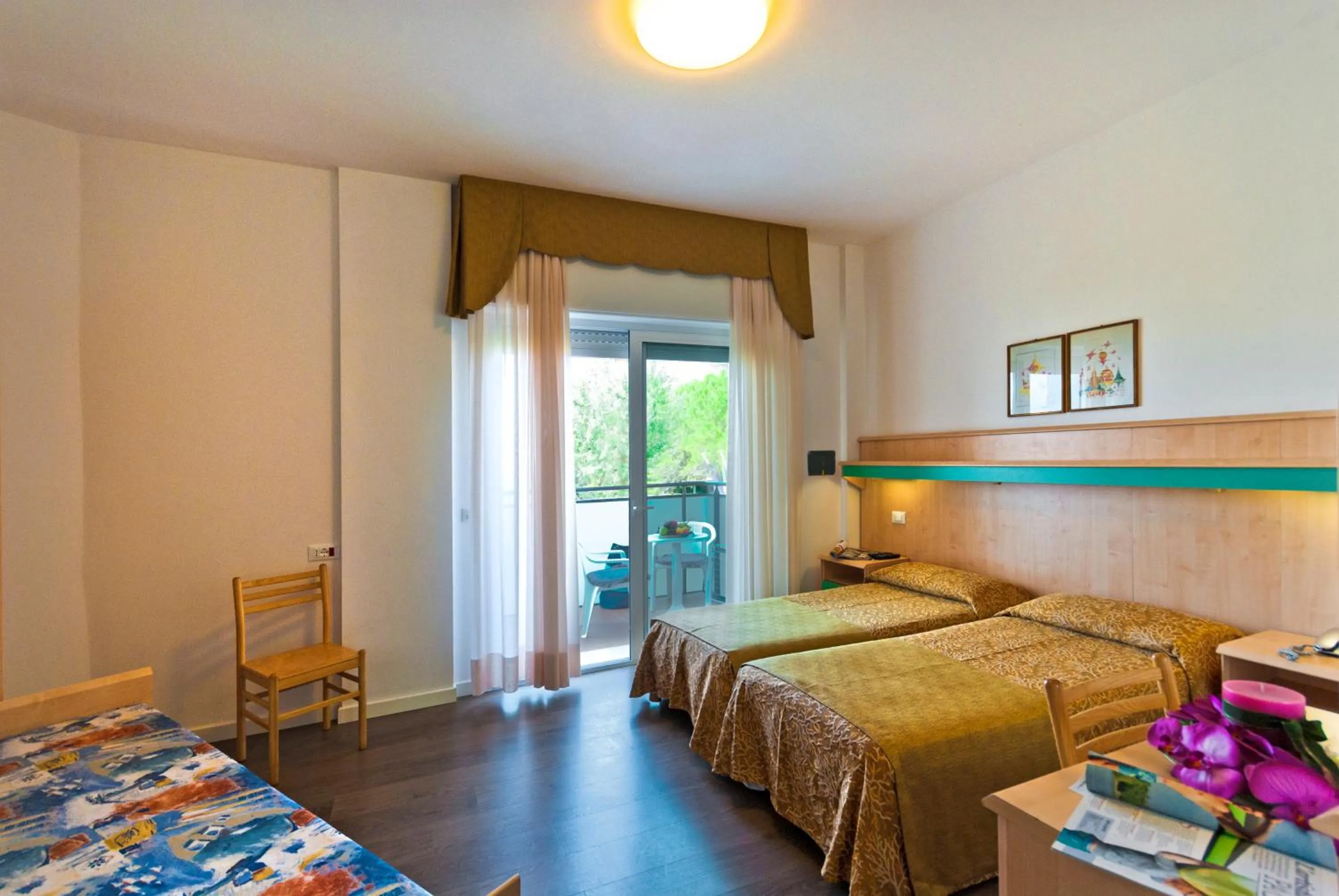 Bedroom, Bed in Hotel Gimm